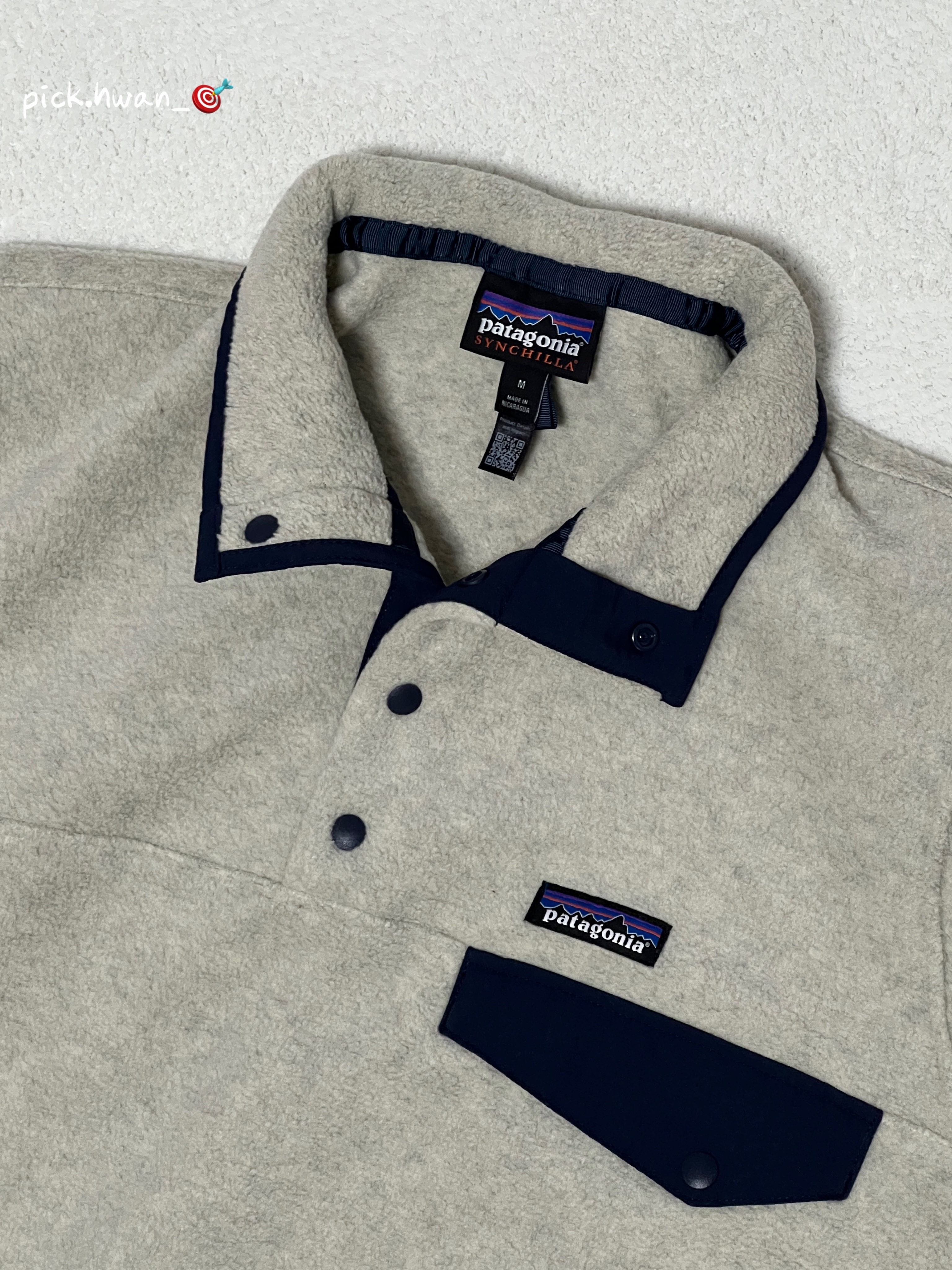 Patagonia Lightweight Synchilla Snap-T Fleece Pullover Oatmeal Heather/Smolder Blue/New Navy 착용 스타일 - 2
