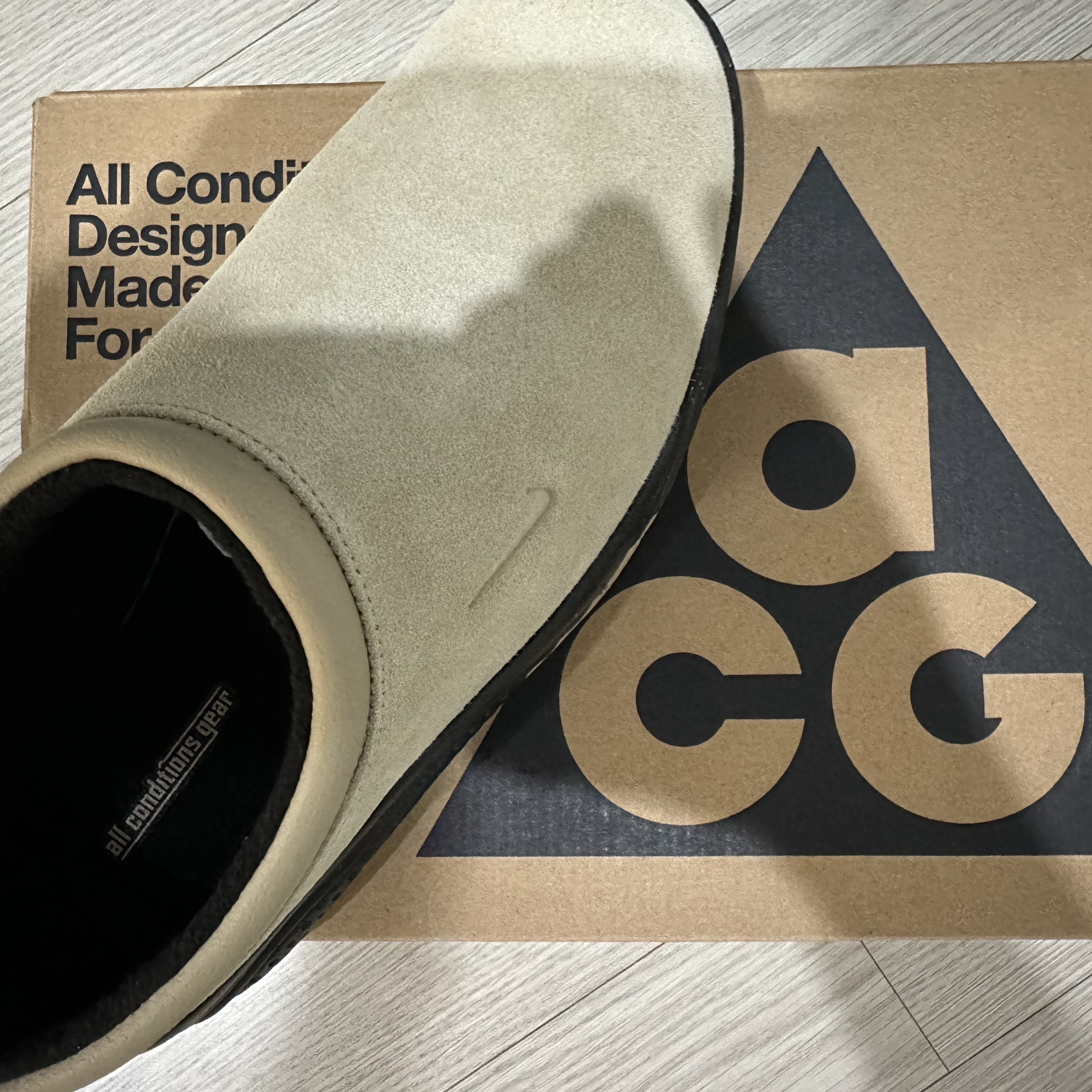 Nike ACG Rufus Limestone and Black 착용 스타일