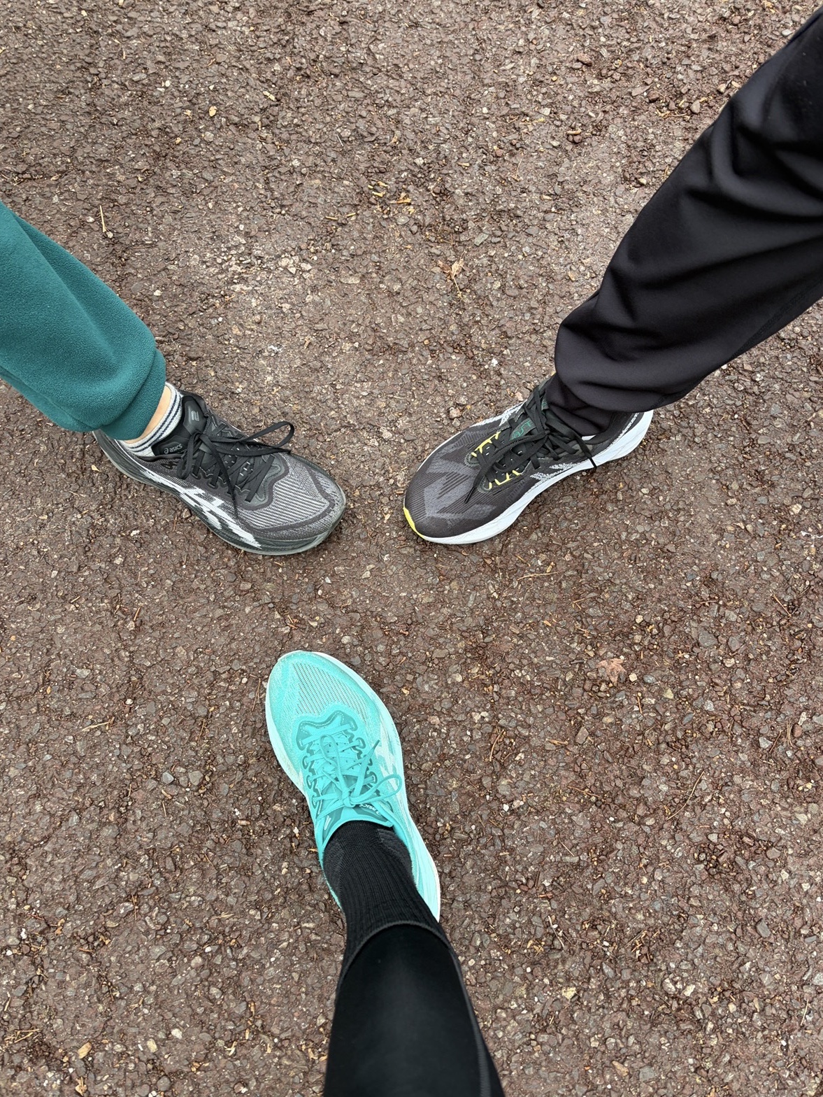 Asics Superblast 2 Black White, Asics Superblast 2 Wave Teal Illuminate Mint 착용 스타일