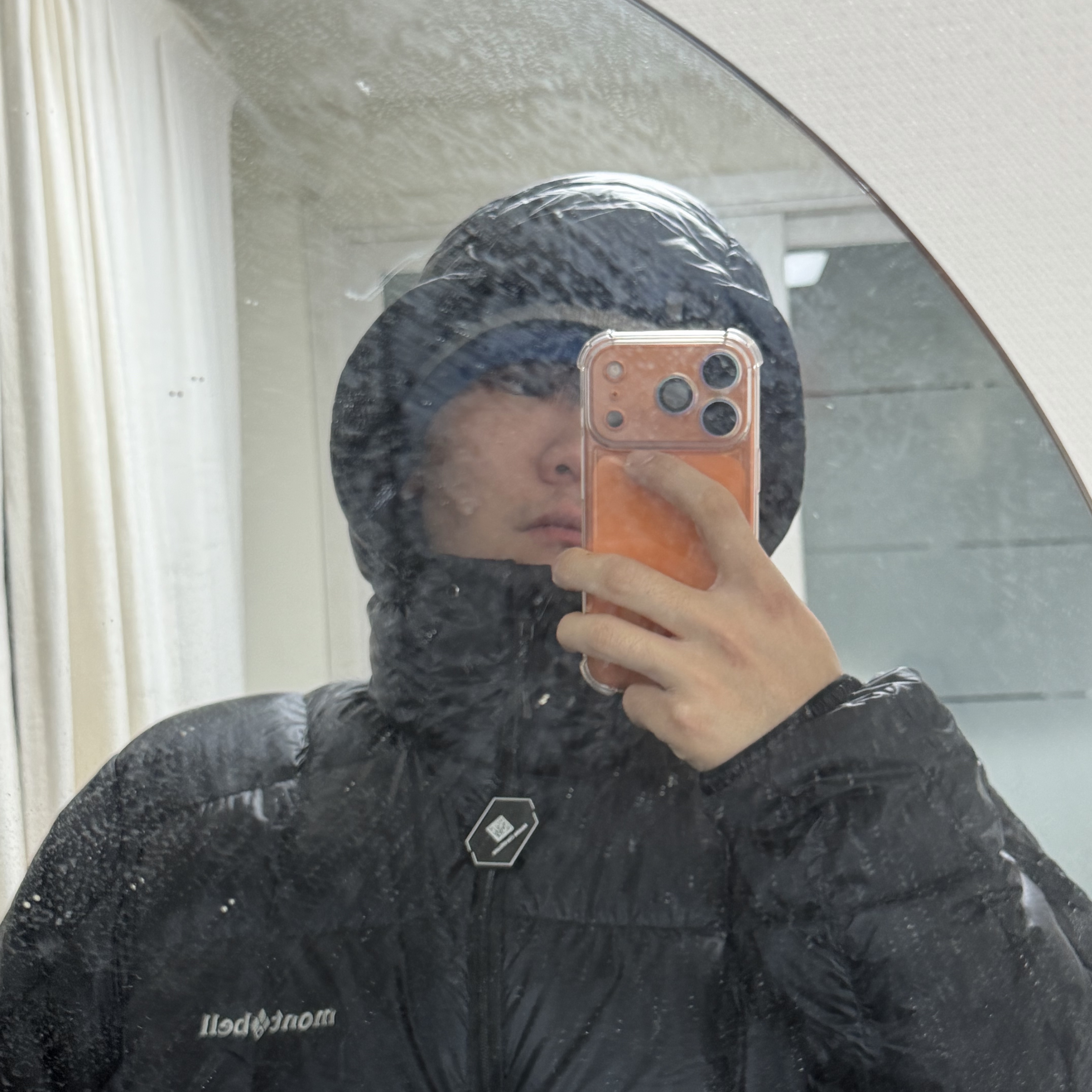 Montbell Superior Down Parka Black 착용 스타일 - 2