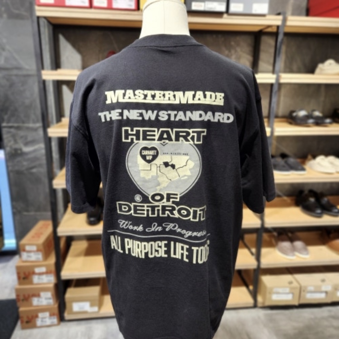 Carhartt WIP Arcan Short Sleeve T-Shirt Black 착용 스타일 - 3
