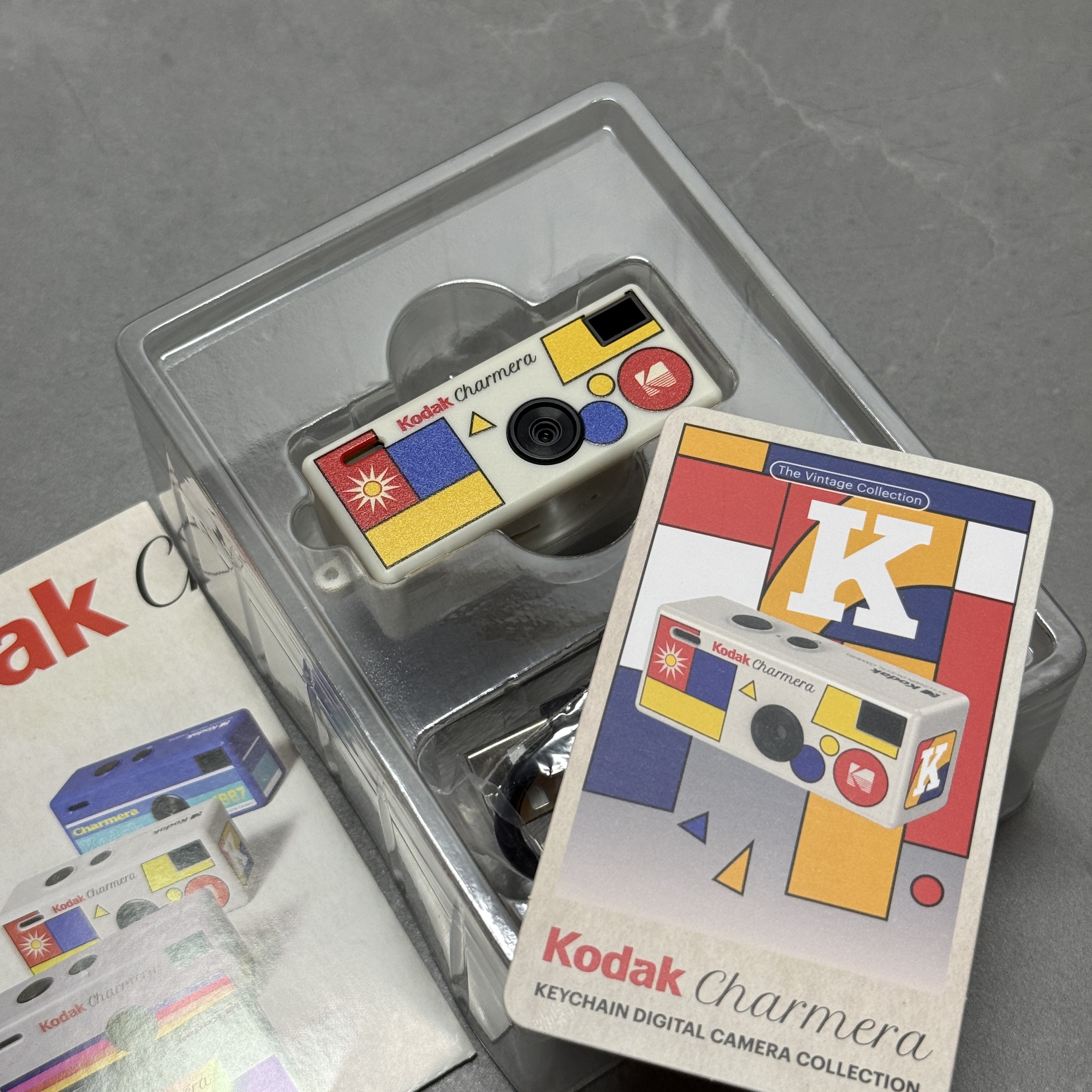 Kodak Charmera Key Chain Film Camera Sealed Case (1 Blind Box) 착용 스타일