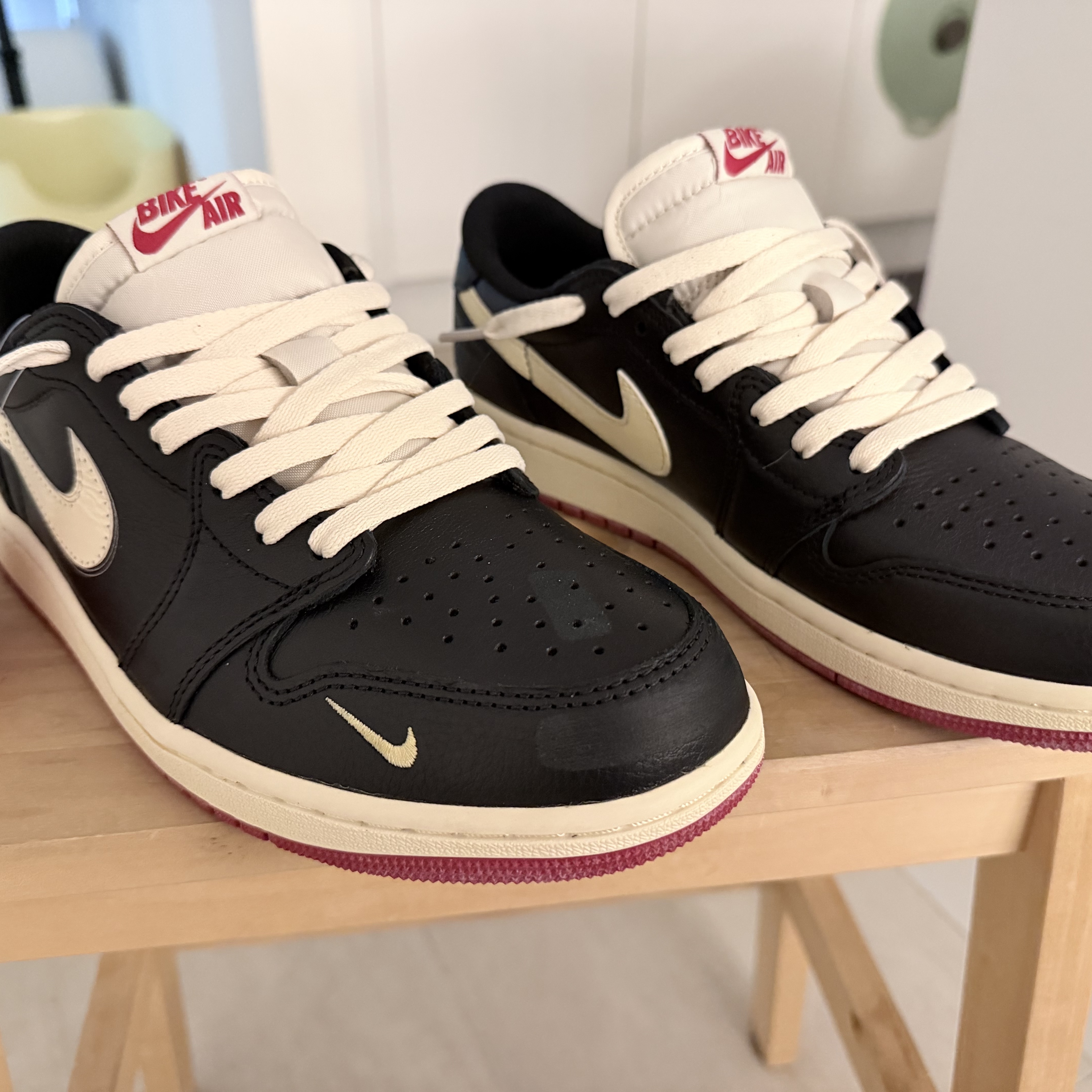 Jordan 1 x Nigel Sylvester Retro Low OG Better With Time 착용 스타일 - 1