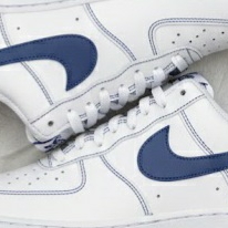 Nike Air Force 1 '07 LV8 White Deep Royal Blue 착용 스타일