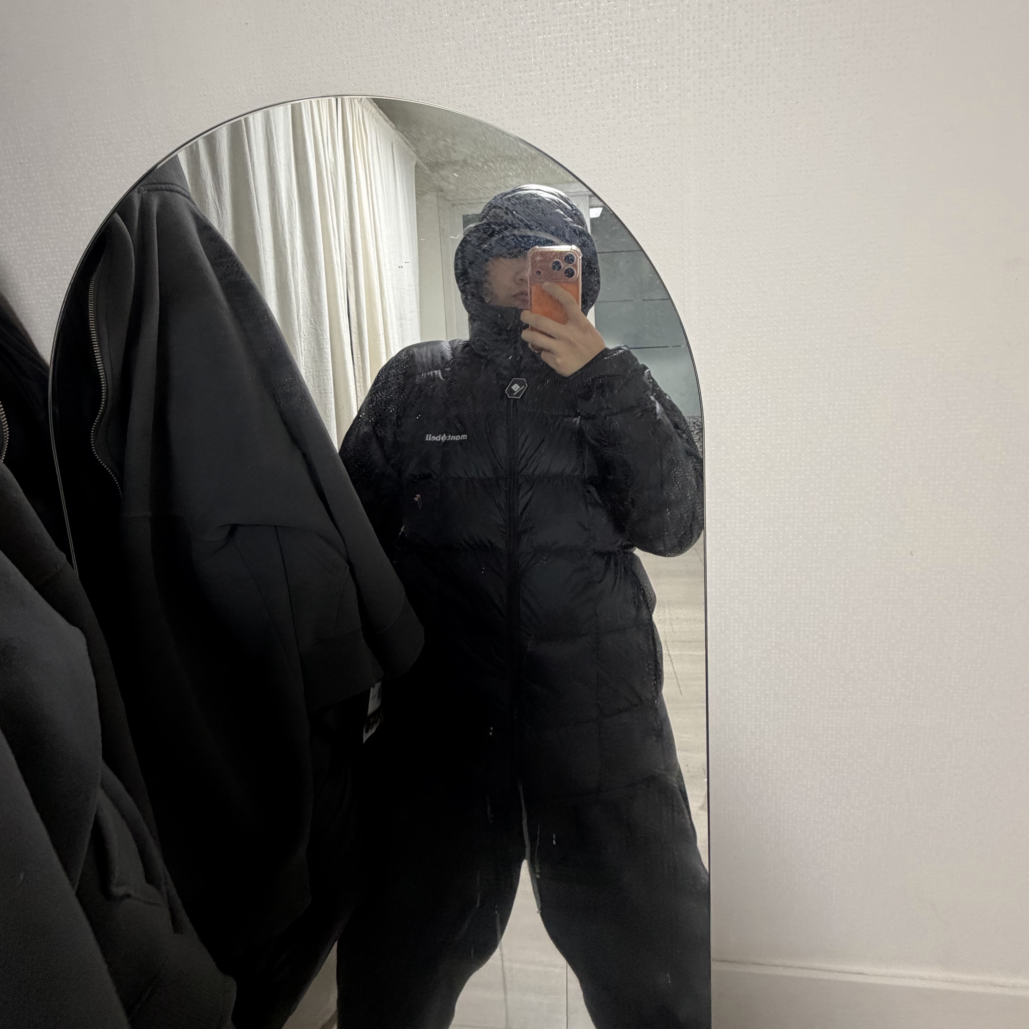 Montbell Superior Down Parka Black 착용 스타일 - 4
