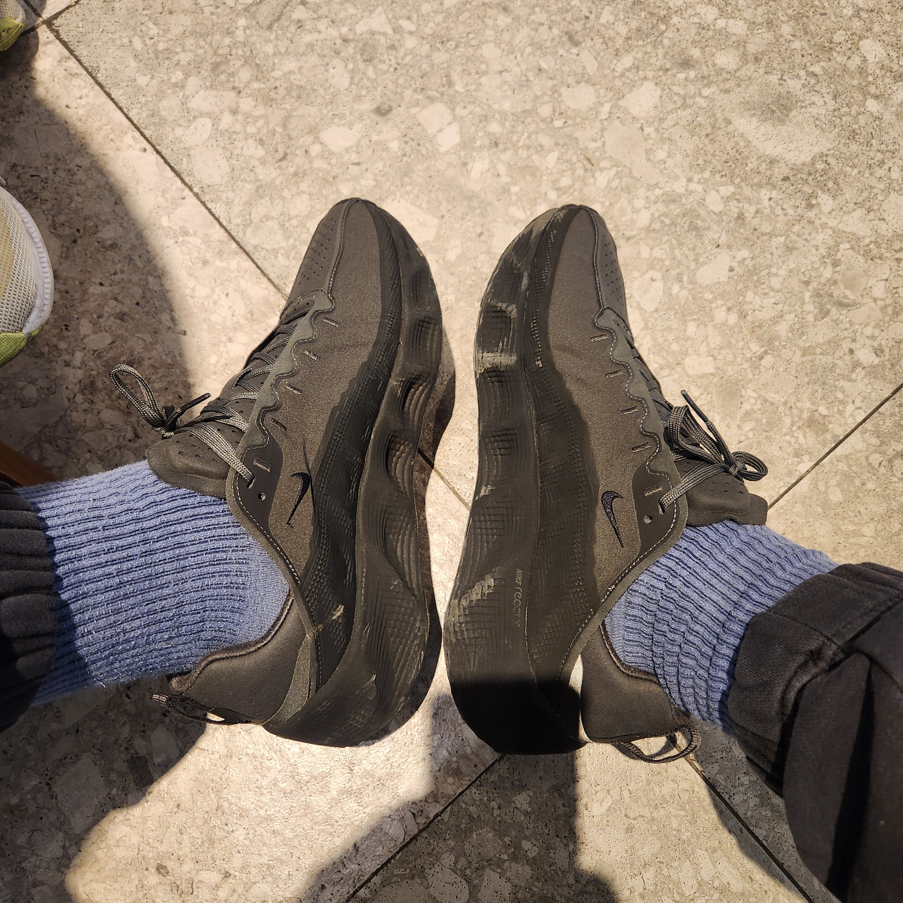 Nike x Hyein Seo Ava Rover Black 착용 스타일 - 1