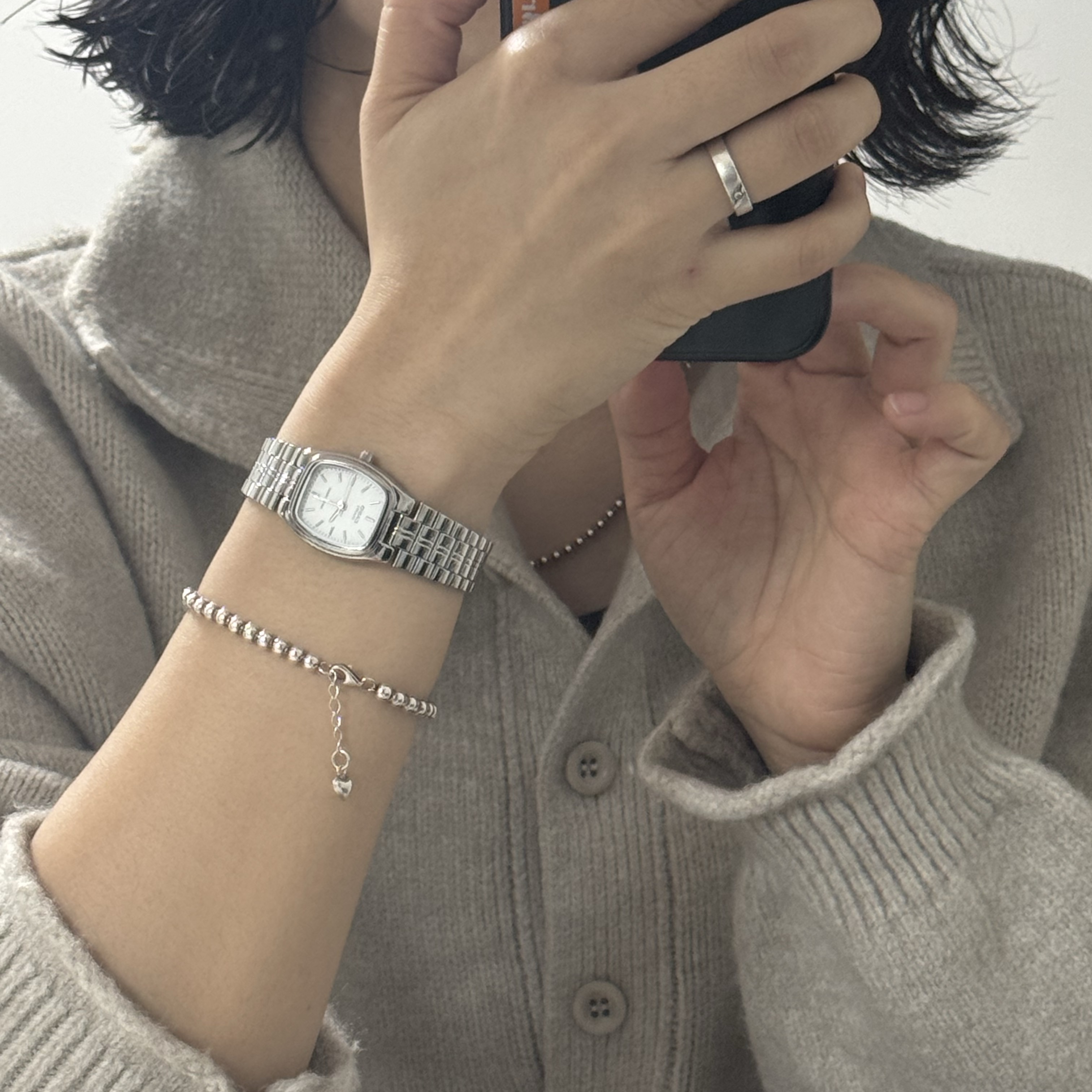 Casio LTP-1169D-7AR 착용 스타일 - 2