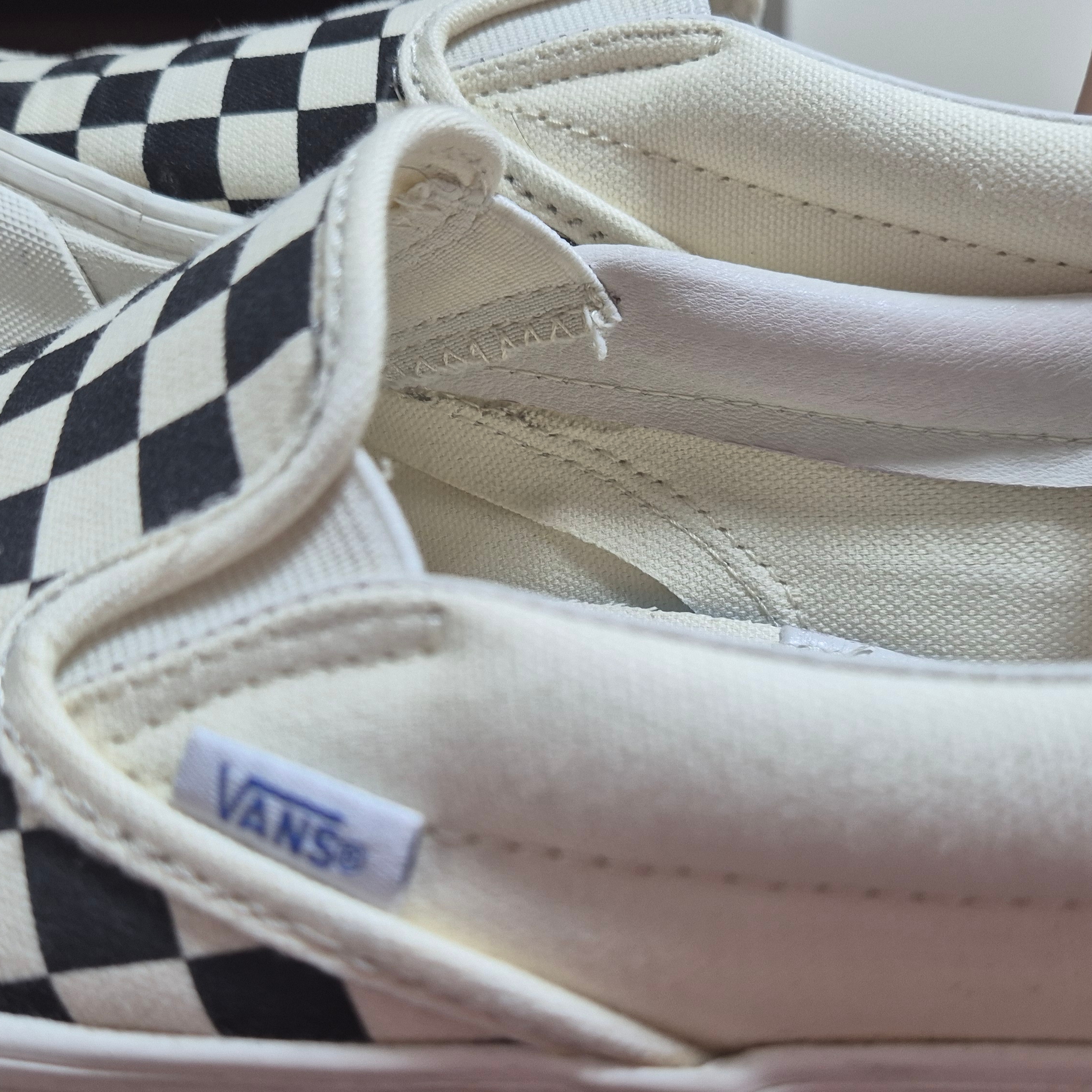 Vans Vault OG Classic Slip-On Checkerboard 착용 스타일
