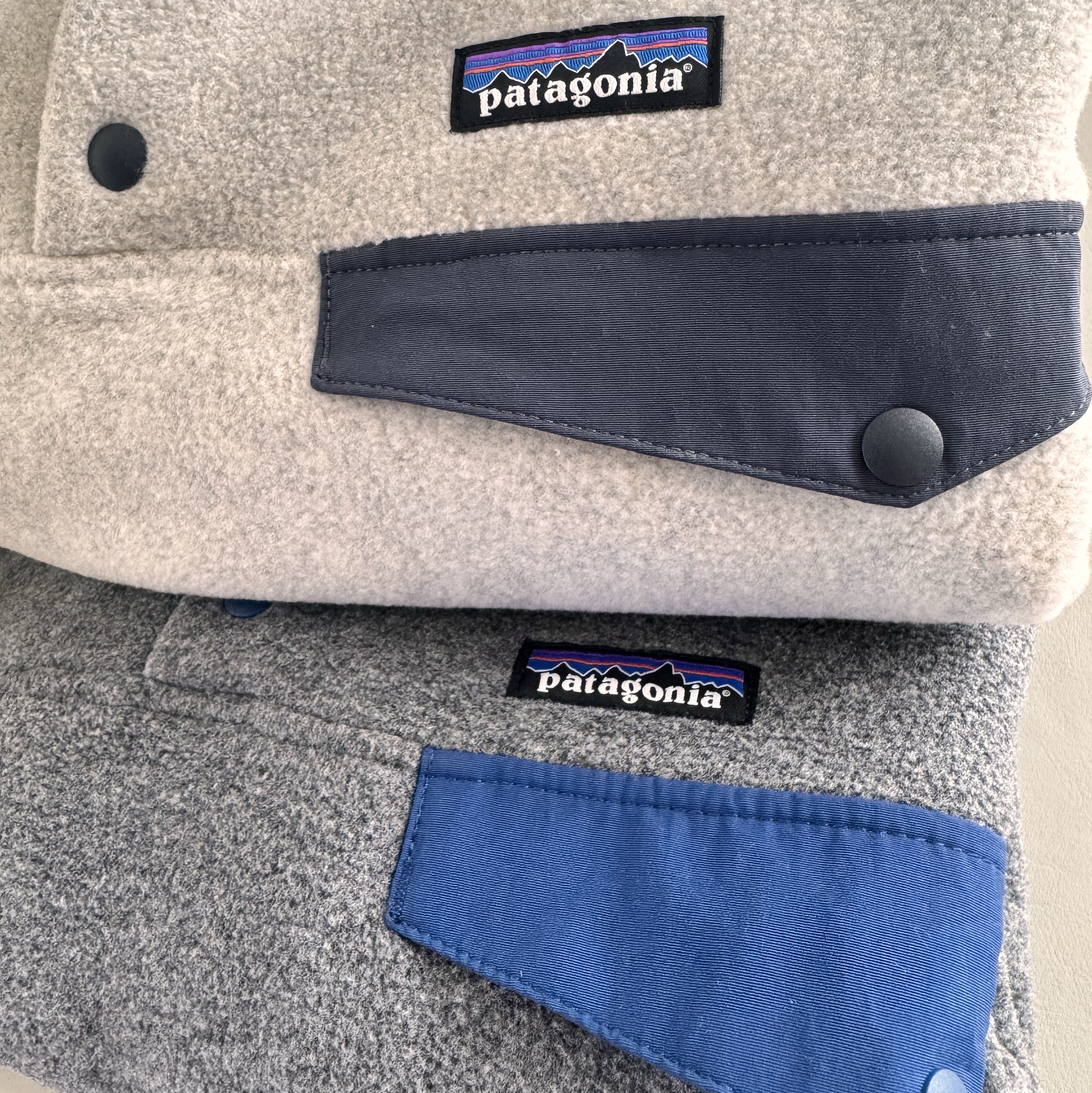 Patagonia Lightweight Synchilla Snap-T Fleece Pullover Oatmeal Heather/Smolder Blue/New Navy, Patagonia Lightweight Synchilla Snap-T Fleece Pullover Nickel Blue 착용 스타일