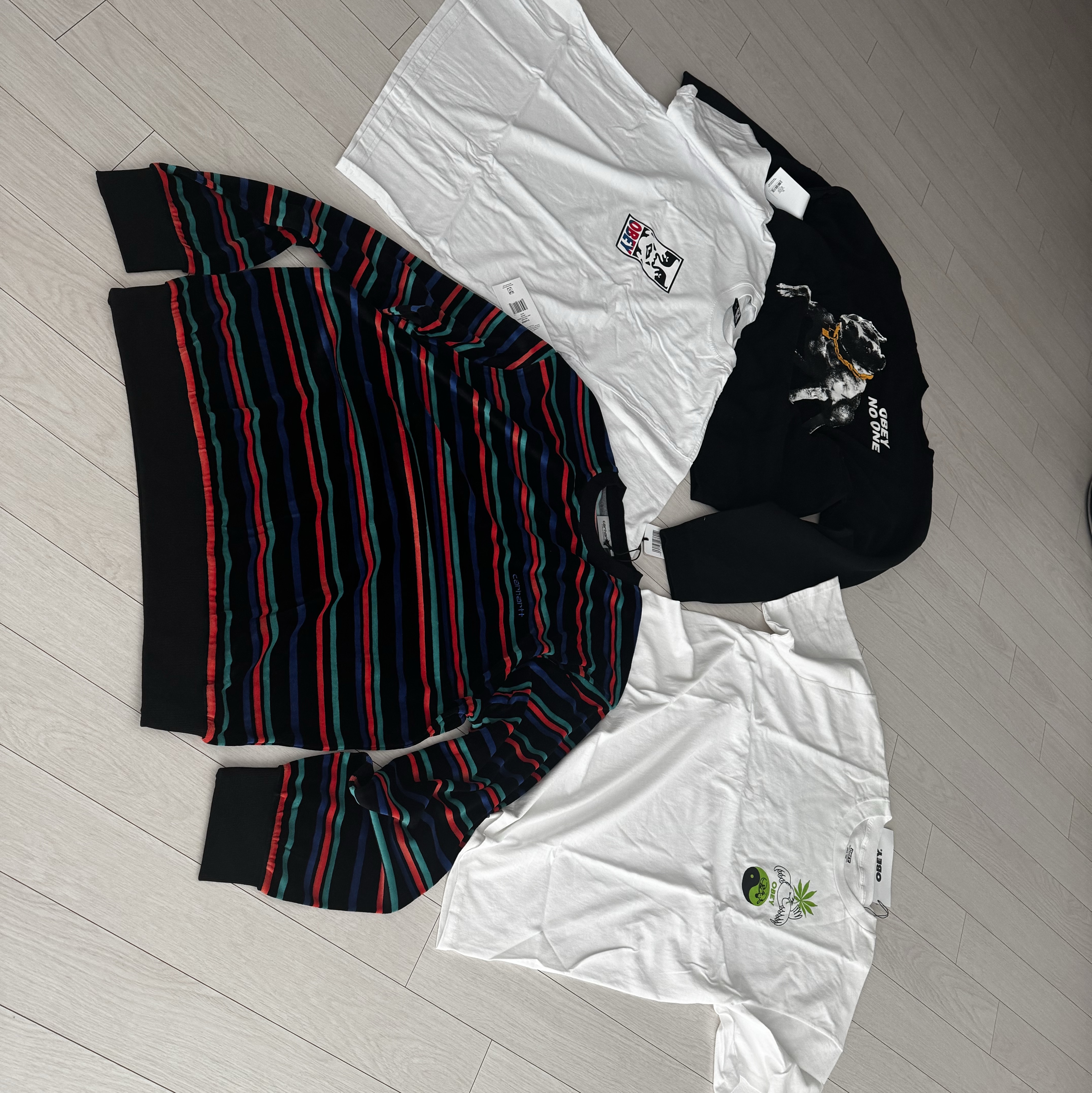 IAB Studio x Obey Beenzino Icon T-Shirt White, Obey Eyes Icon Crewneck Black 착용 스타일