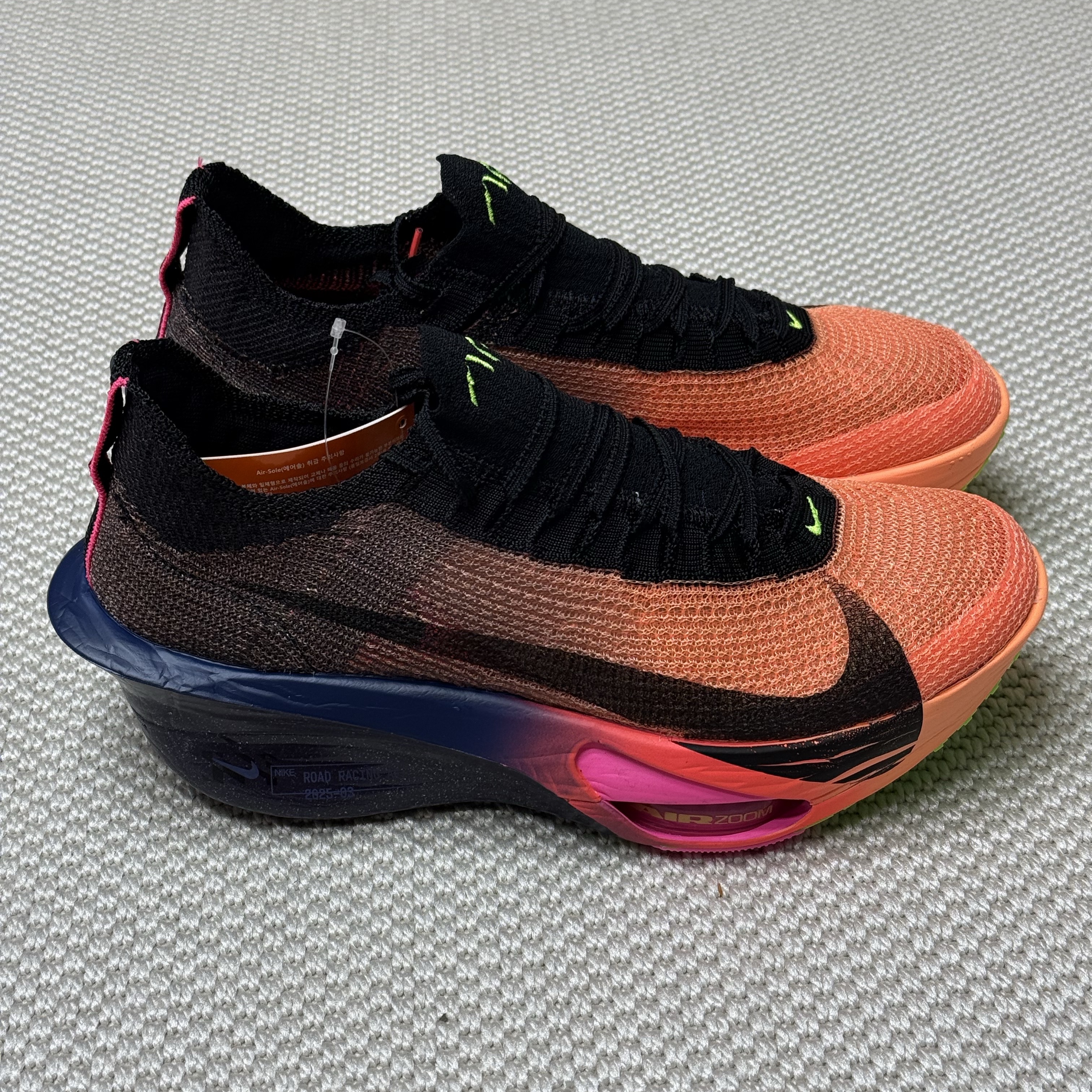Nike Alphafly 3 Orange Pulse Purple Dynasty 착용 스타일 - 2