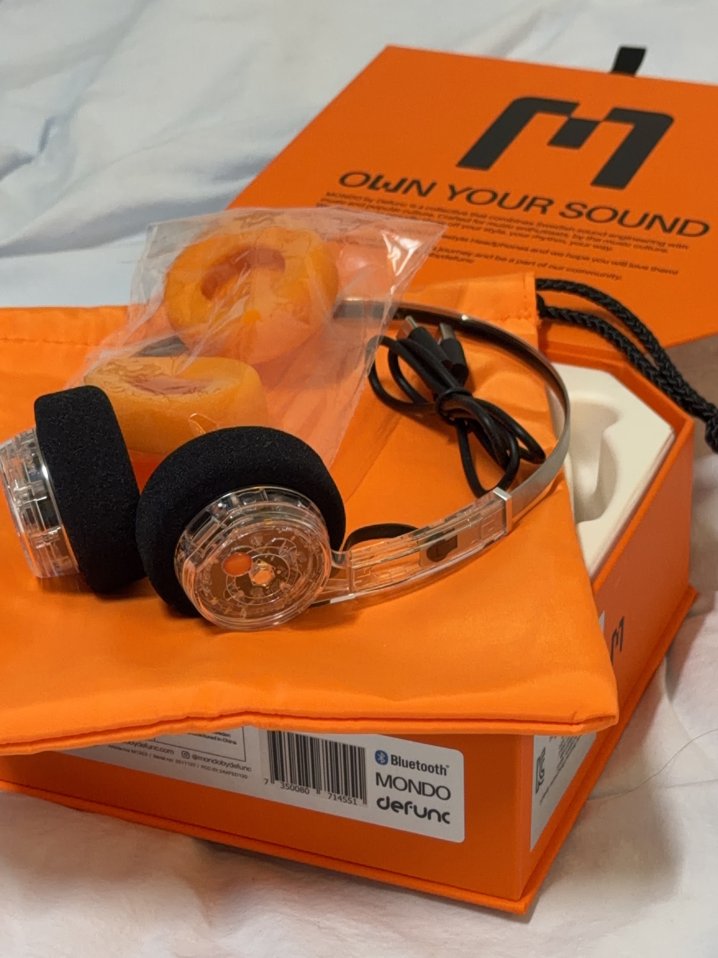 MONDO Freestyle On Ear Headphone Transparent 착용 스타일 - 2