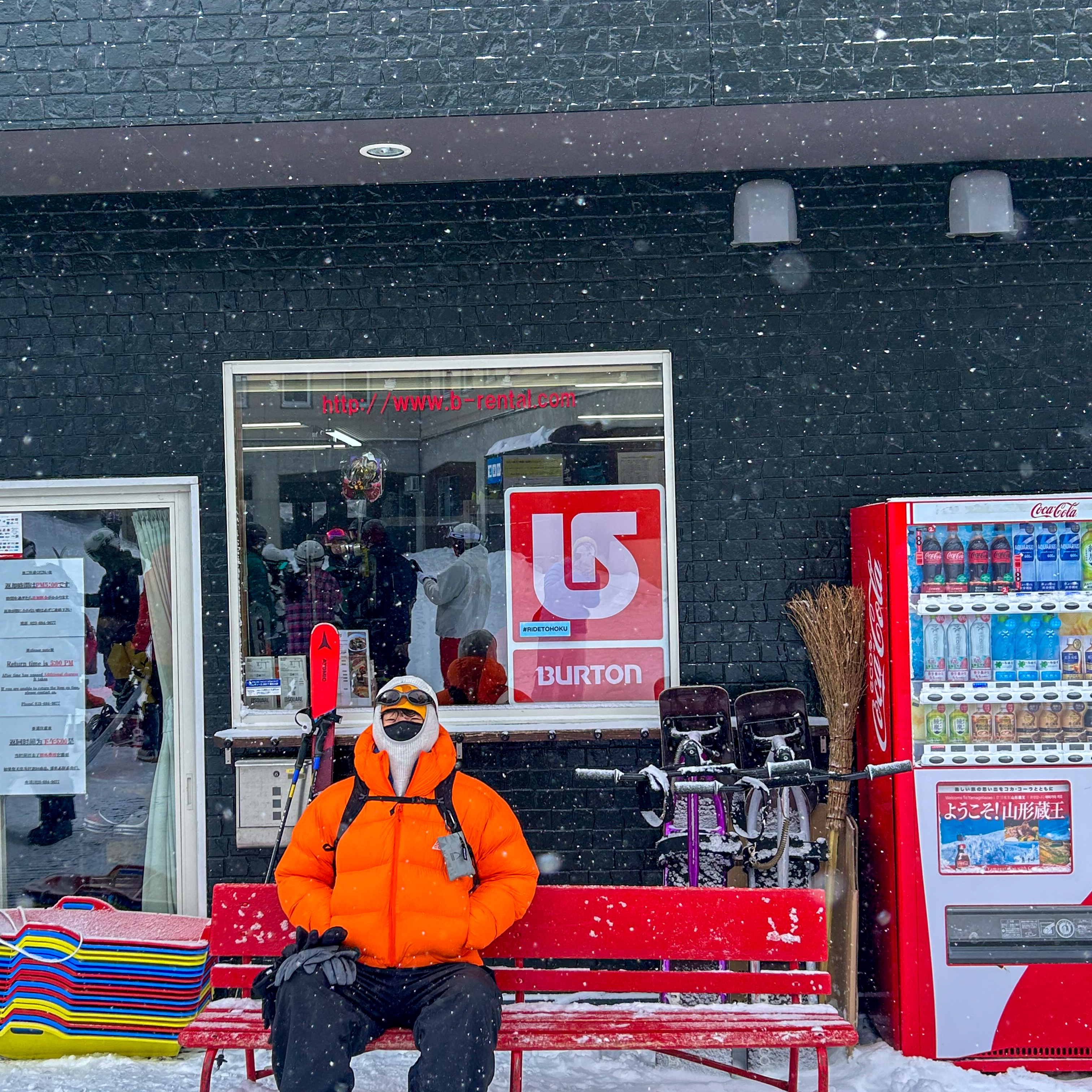 Nike ACG Therma-Fit ADV Lunar Lake Loose Hooded Jacket Safety Orange Summit White - Asia, Oakley Eye Jacket Redux Matte Black Frame Prizm Grey Lenses High Bridge Fit 착용 스타일 - 4