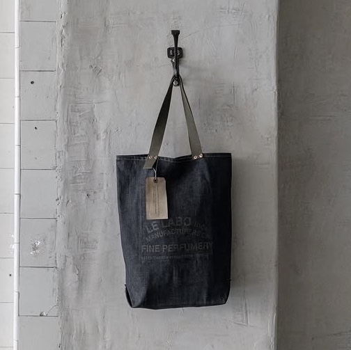 Le Labo Santal 33 Eau De Parfum 100ml, Le Labo Another 13 Eau De Parfum 100ml 착용 스타일