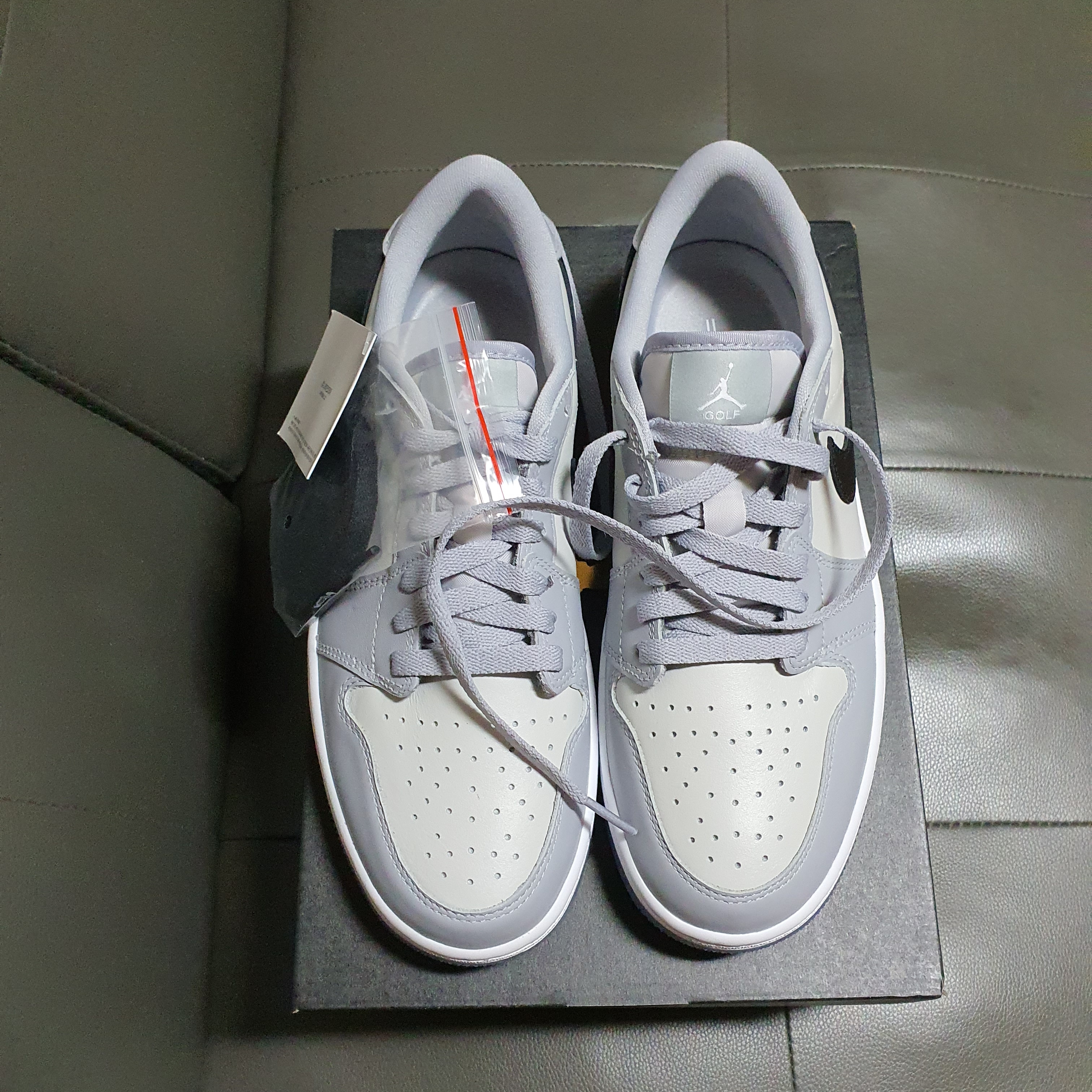 Jordan 1 Low Golf Wolf Grey 착용 스타일