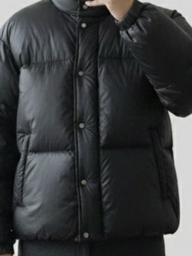 [KREAM 단독] Millo Archive Equal Plain Padding Black 착용 스타일
