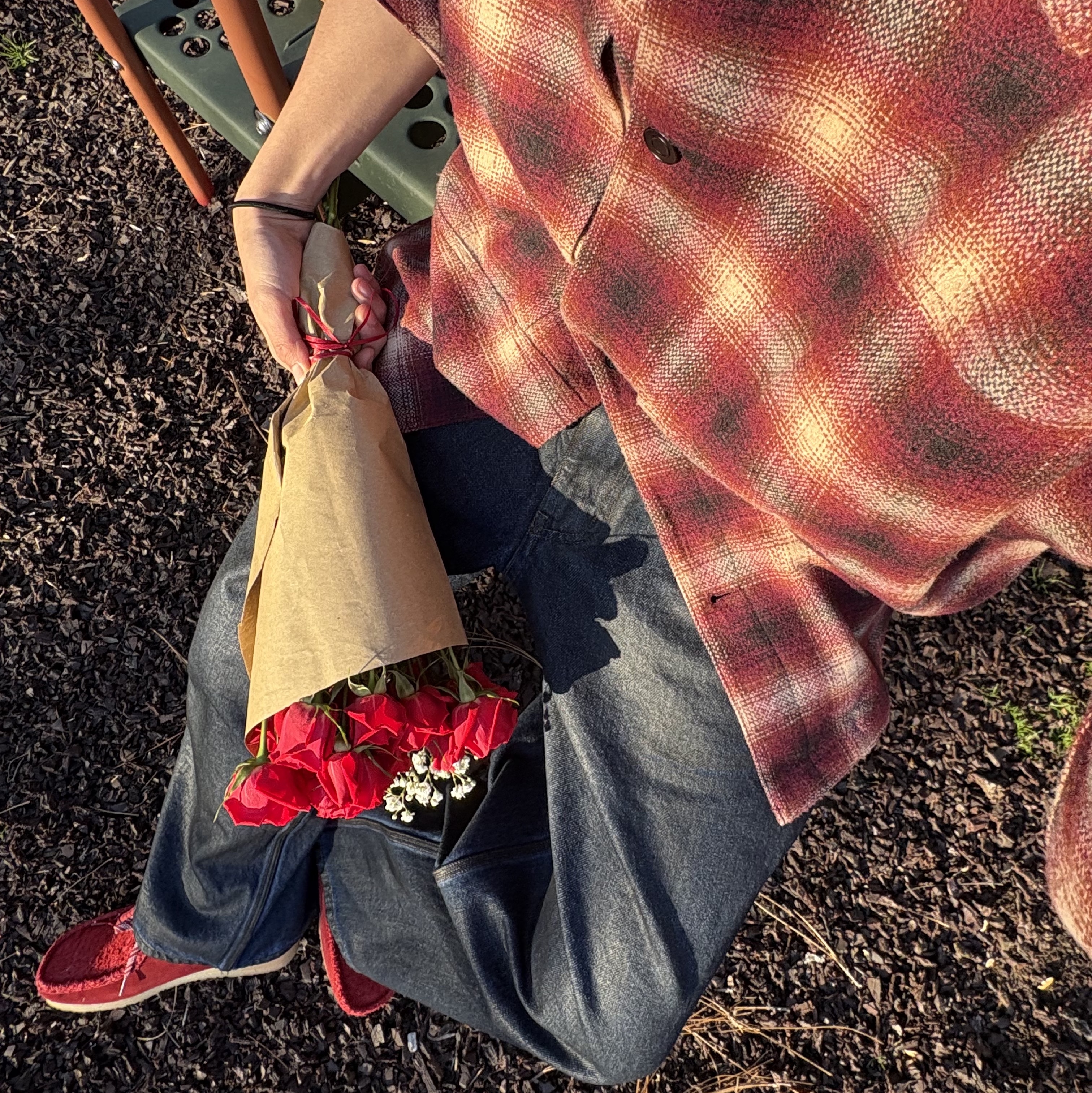 Clarks x Danielle Cathari Wallabee Red, noun Wide Curved Denim Pants One Washed ์ฐฉ์ฉ ์คํ์ผ