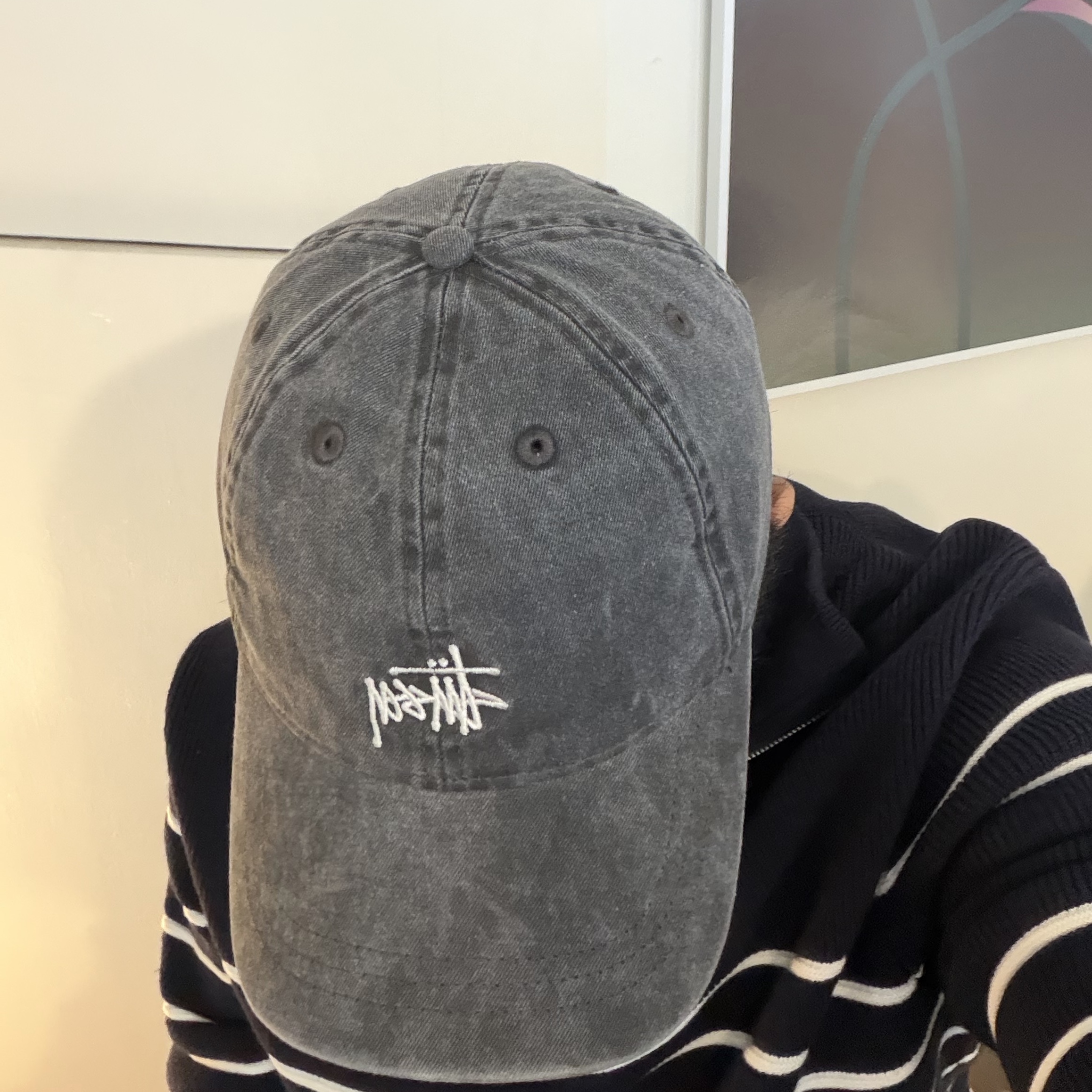 Stussy Washed Basic Low Pro Cap Charcoal 착용 스타일