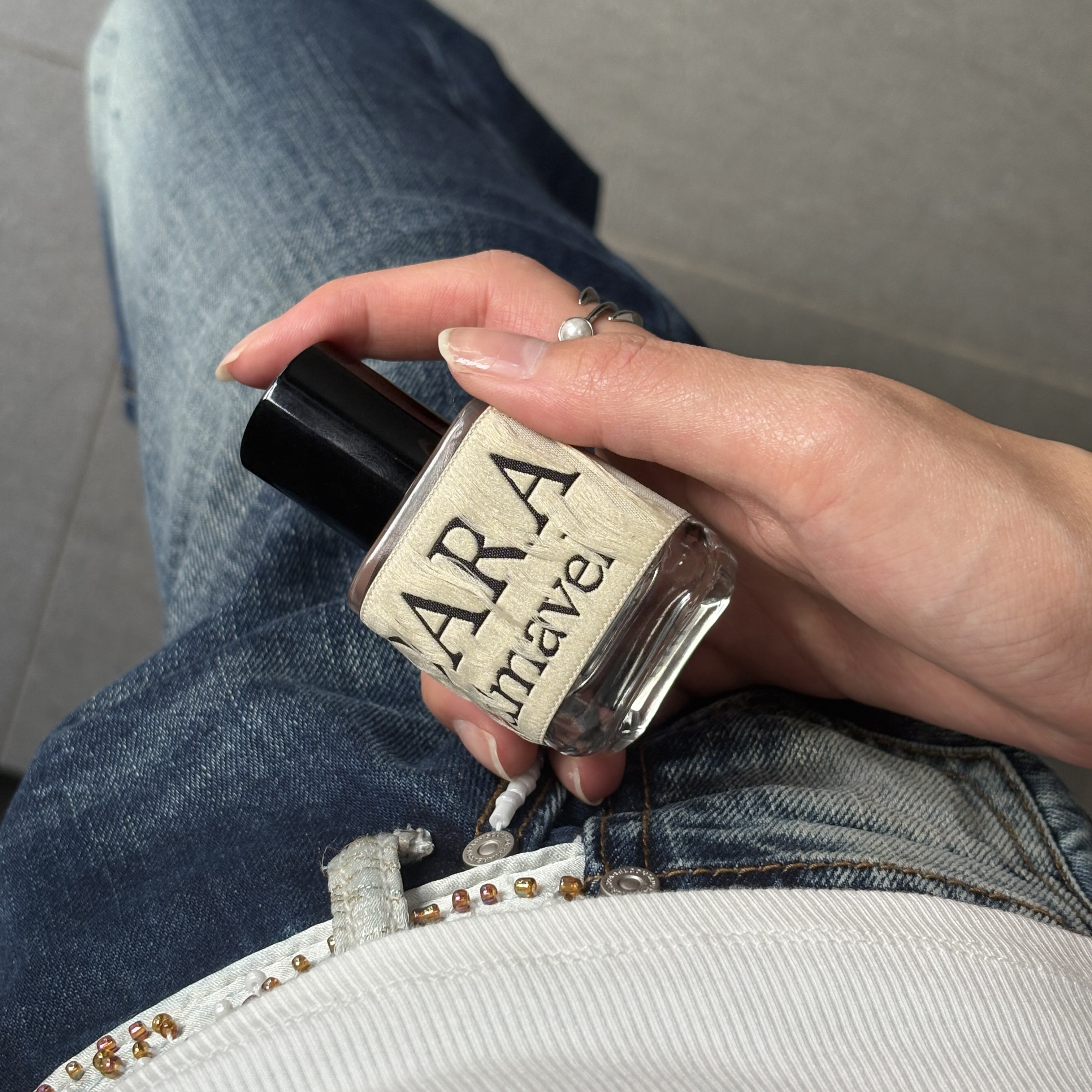 NUDARA Eau de parfum 30ml (6 Scents · Select 1) 착용 스타일 - 2