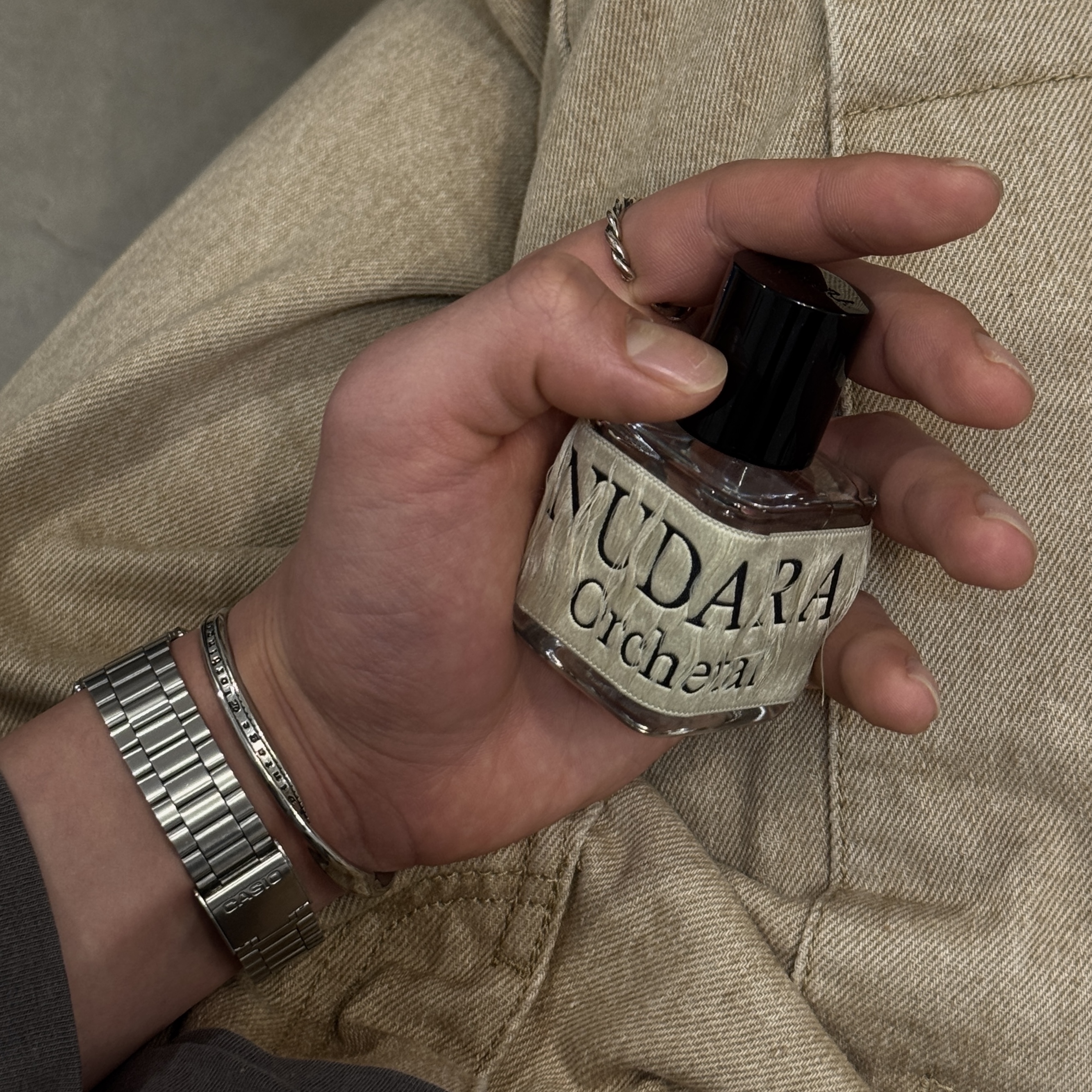 NUDARA Eau de parfum 30ml (6 Scents · Select 1) 착용 스타일