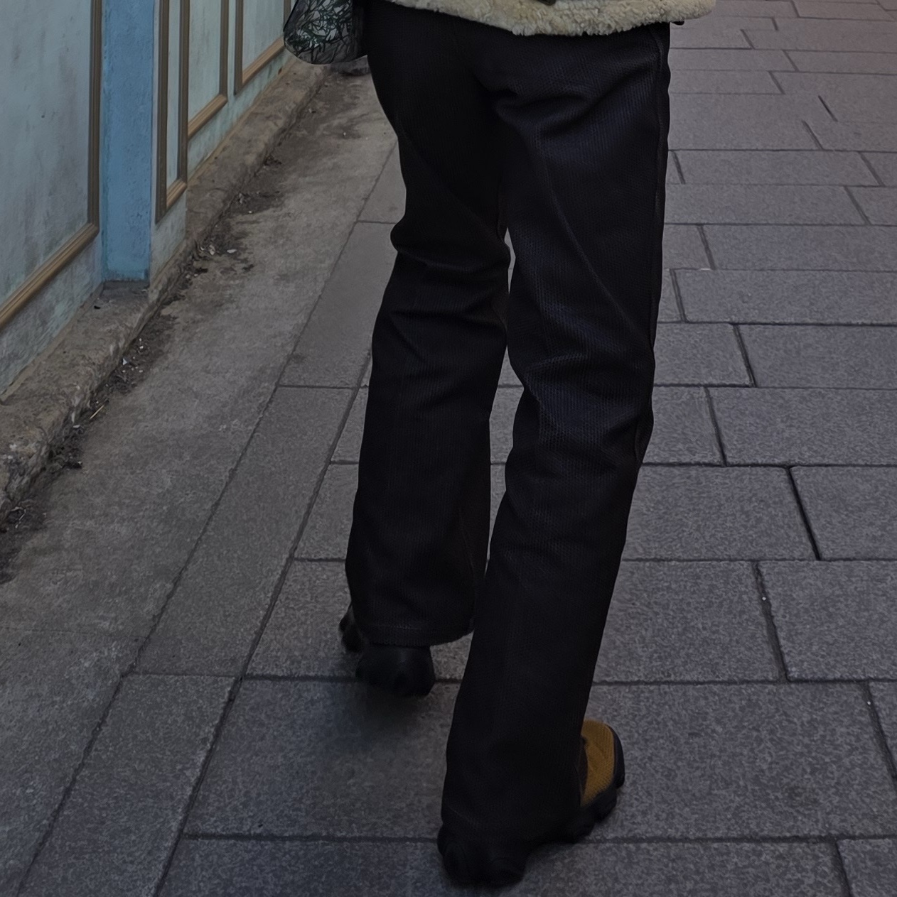 Kapital Century Denim 5P Frisco Pants Muddy Brown, Oakley Factory Team x Brain Dead Jacquard Flesh Yellow Black 착용 스타일 - 1