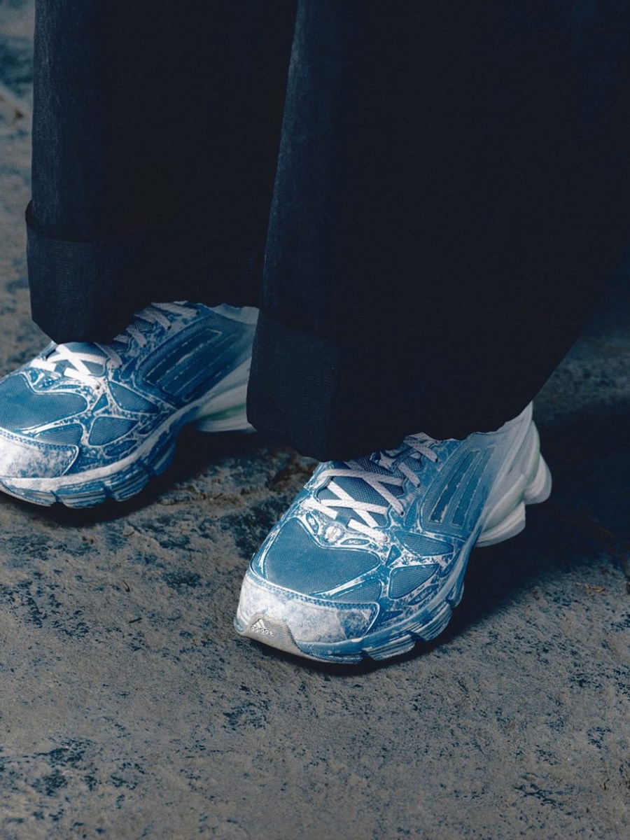 Adidas Adizero F50 Cloud White Zero Metallic 착용 스타일