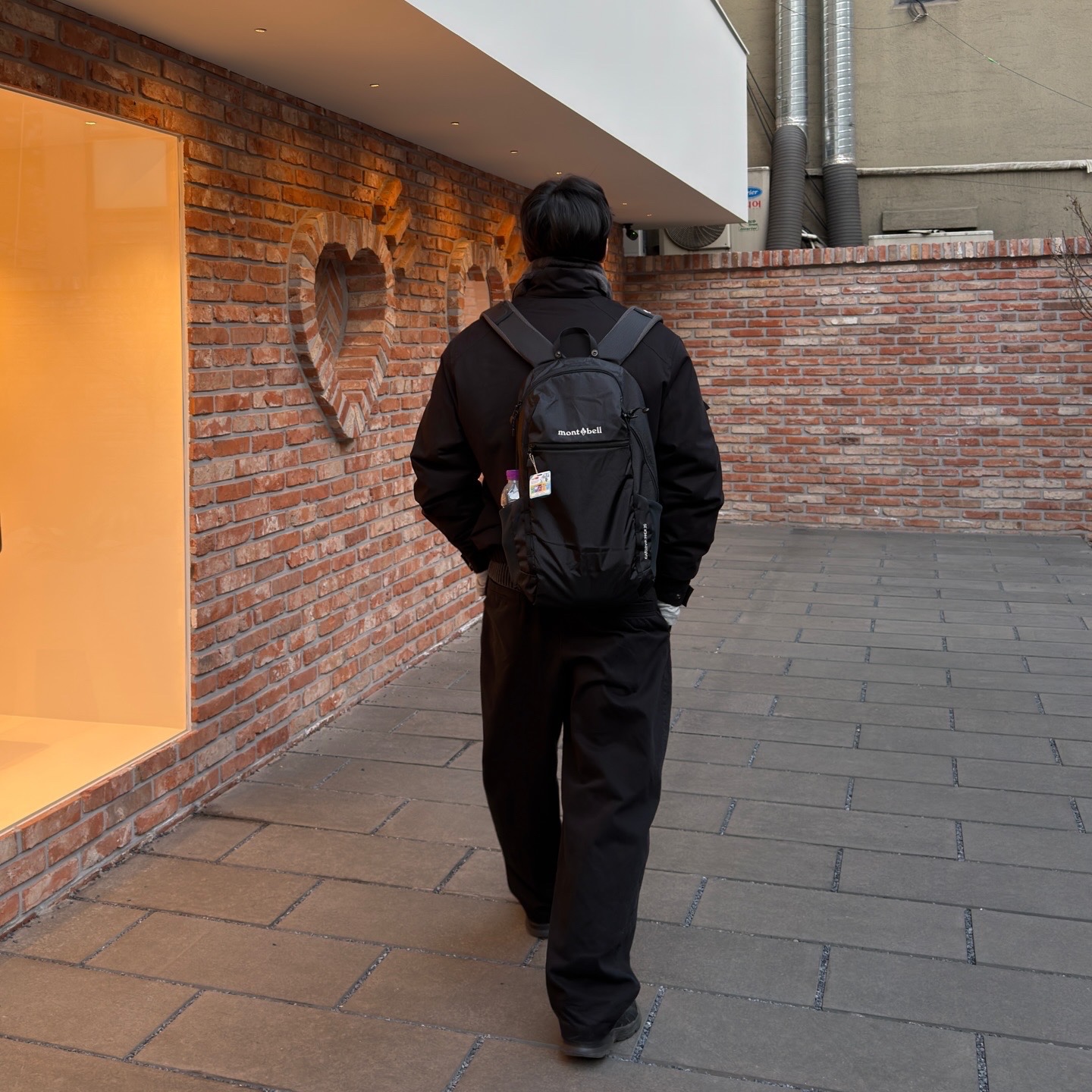 Asics Jog 100 2 Black 착용 스타일 - 4