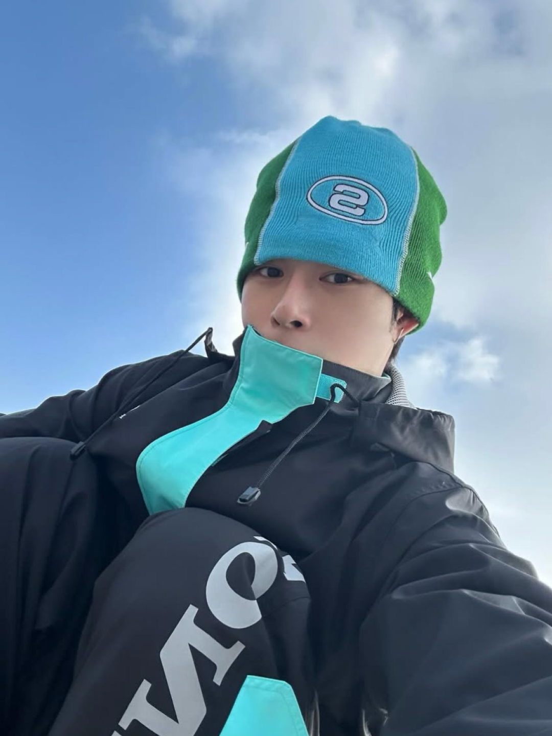 Supreme Racing Panel Beanie Light Blue - 25FW, BAPE College Wool Cap Black 착용 스타일 - 2