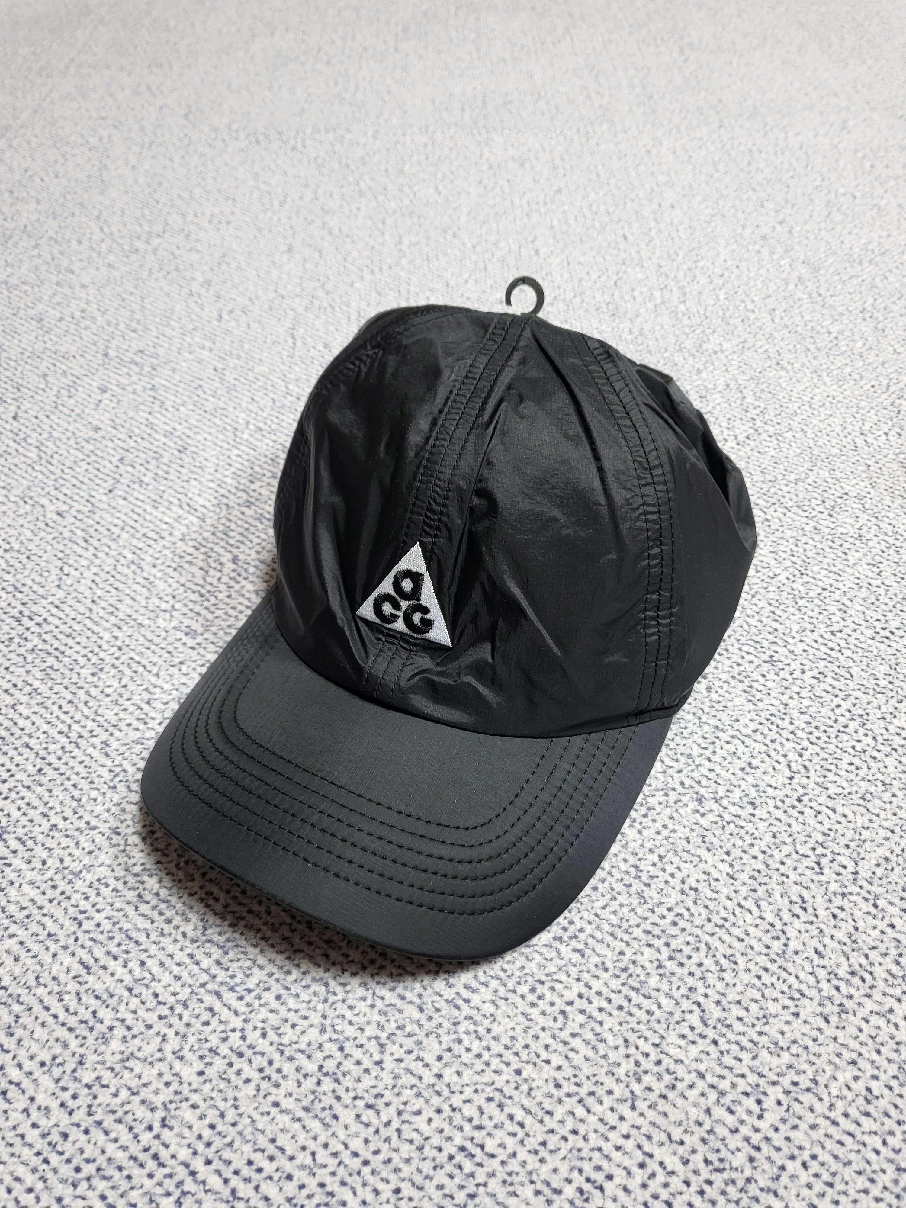 Nike ACG Trail Cap Black 착용 스타일