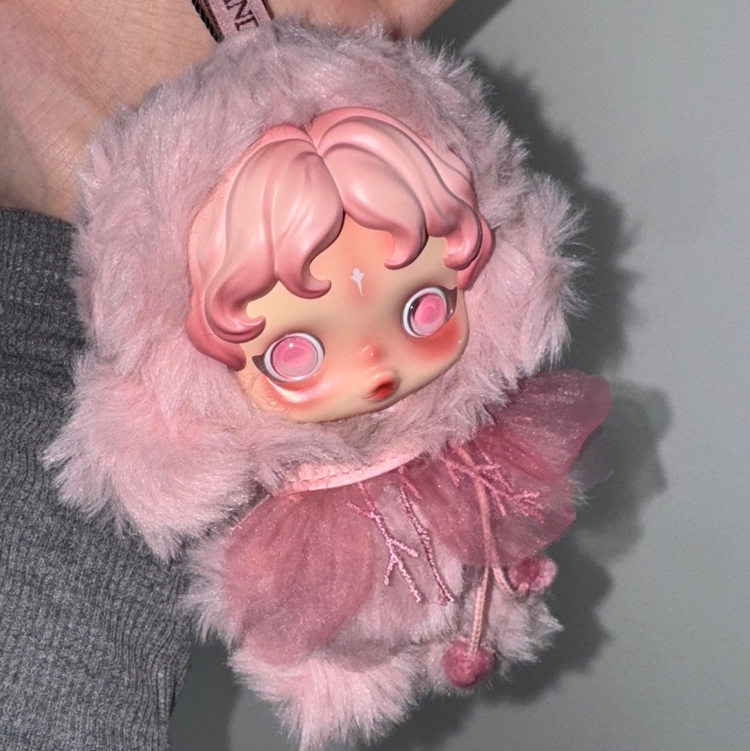 Pop Mart Skullpanda L’Impressionnisme Series Plush Doll Windflower (Opened Case) 착용 스타일