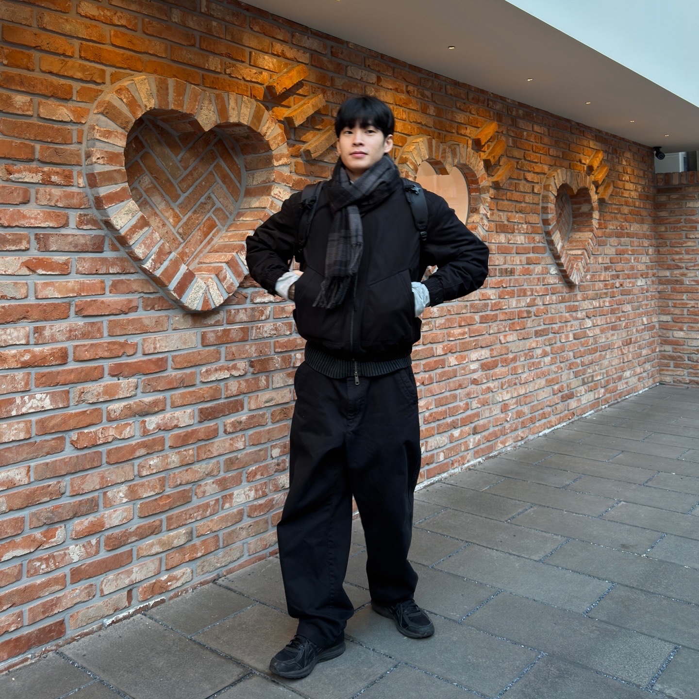 Asics Jog 100 2 Black 착용 스타일 - 2