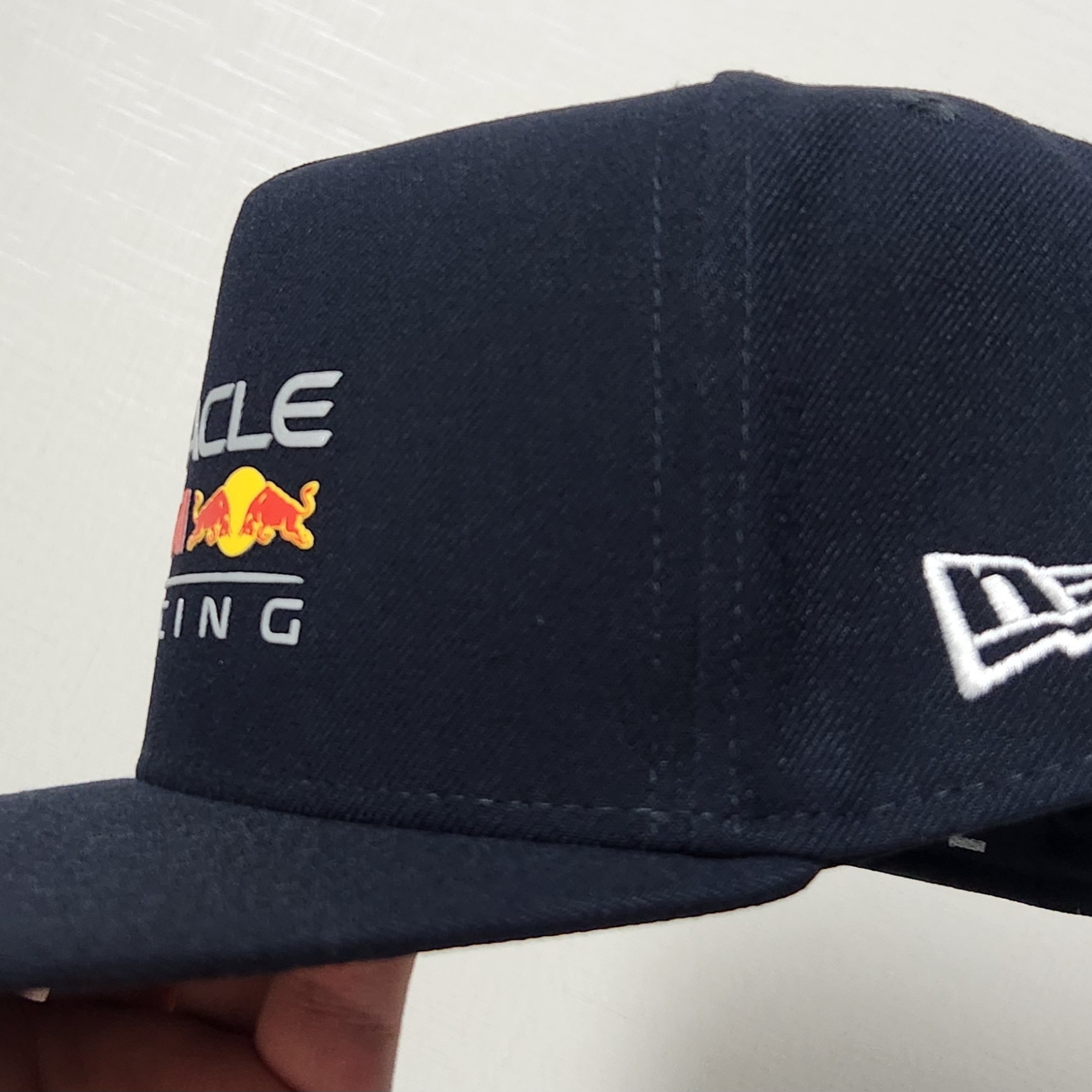 New Era x Oracle Red Bull Racing A-Frame Size Cap Navy 착용 스타일 - 2