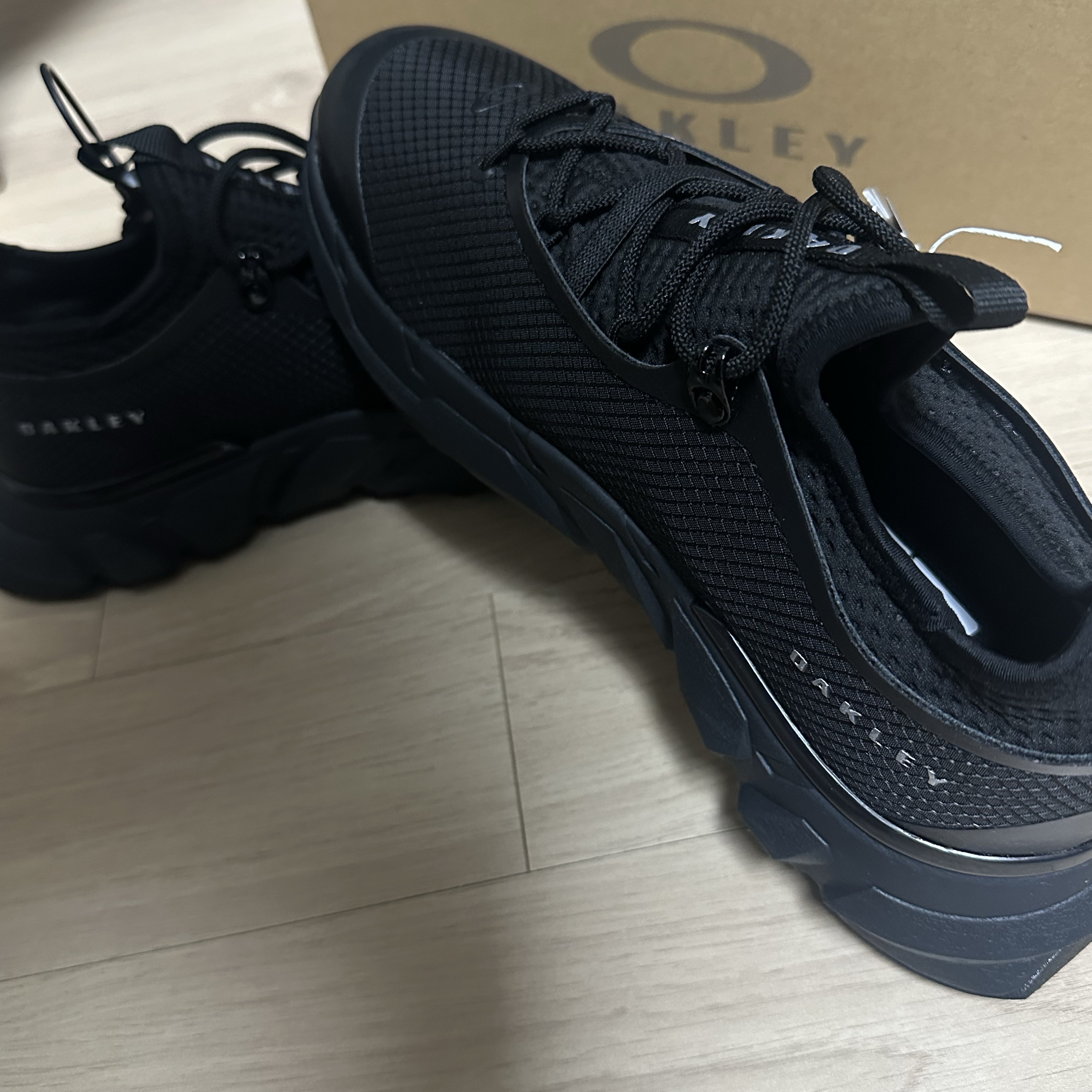 Salomon XT-6 GTX Black Silver 착용 스타일 - 6