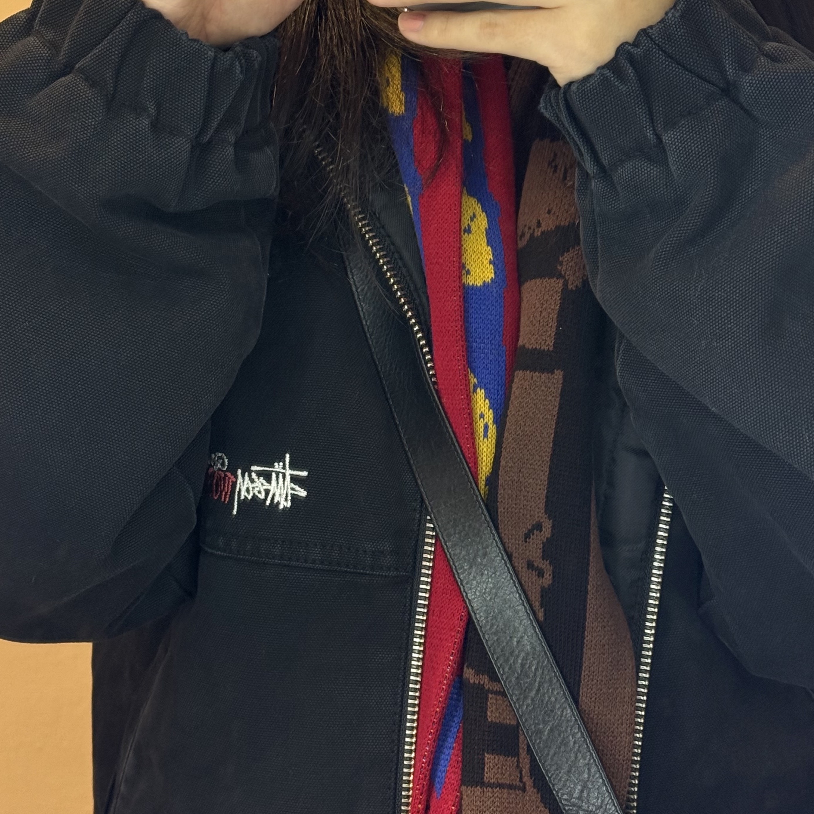 Stussy Insulated Canvas Work Jacket Black, Travis Scott Cactus Jack FC Barcelona Barca Jack Football Club Scarf Multicolor 착용 스타일 - 1