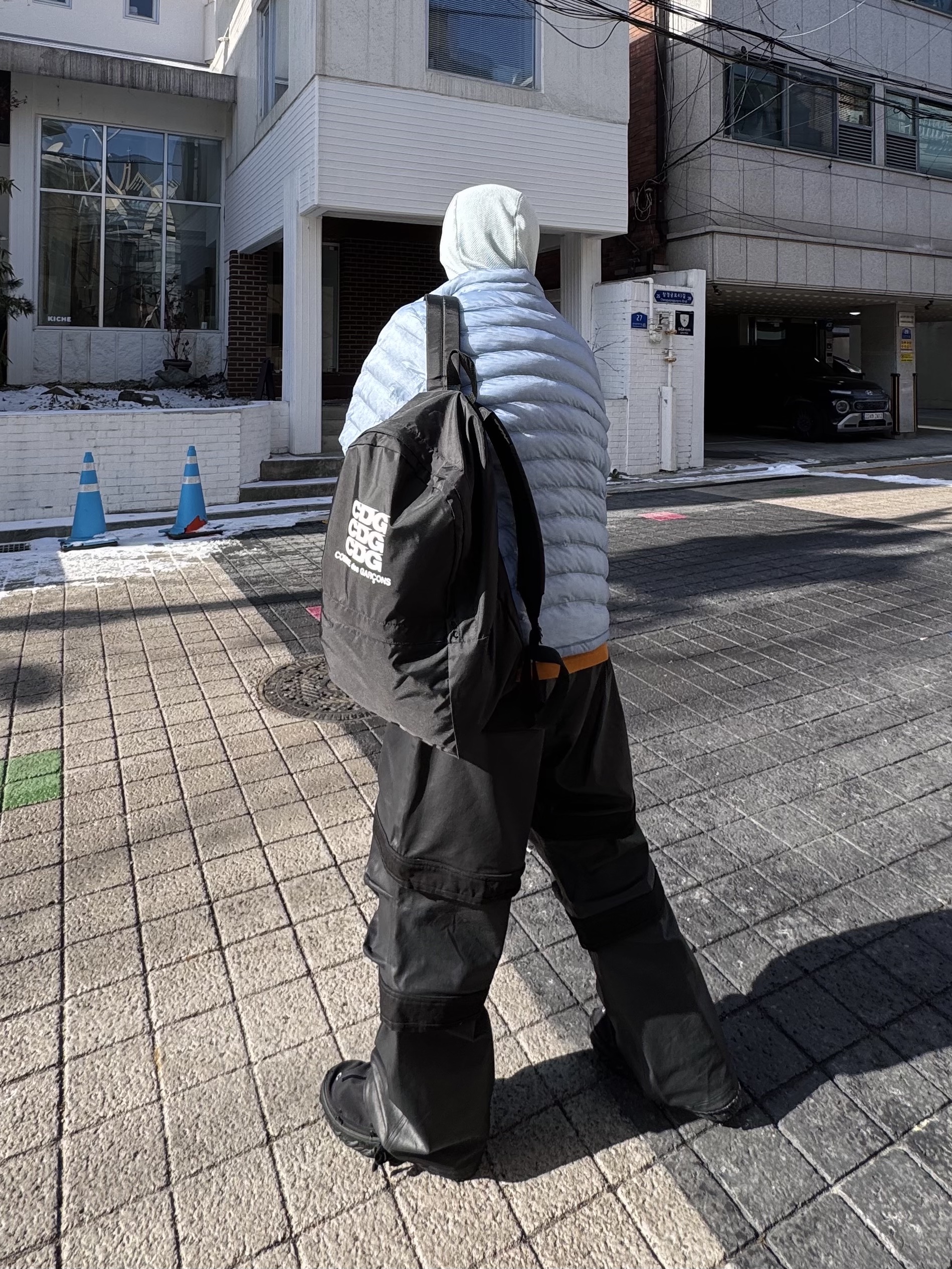 farfromwhat far layered work pants_black, Oakley Meridian Low Ext Blackout 착용 스타일 - 2
