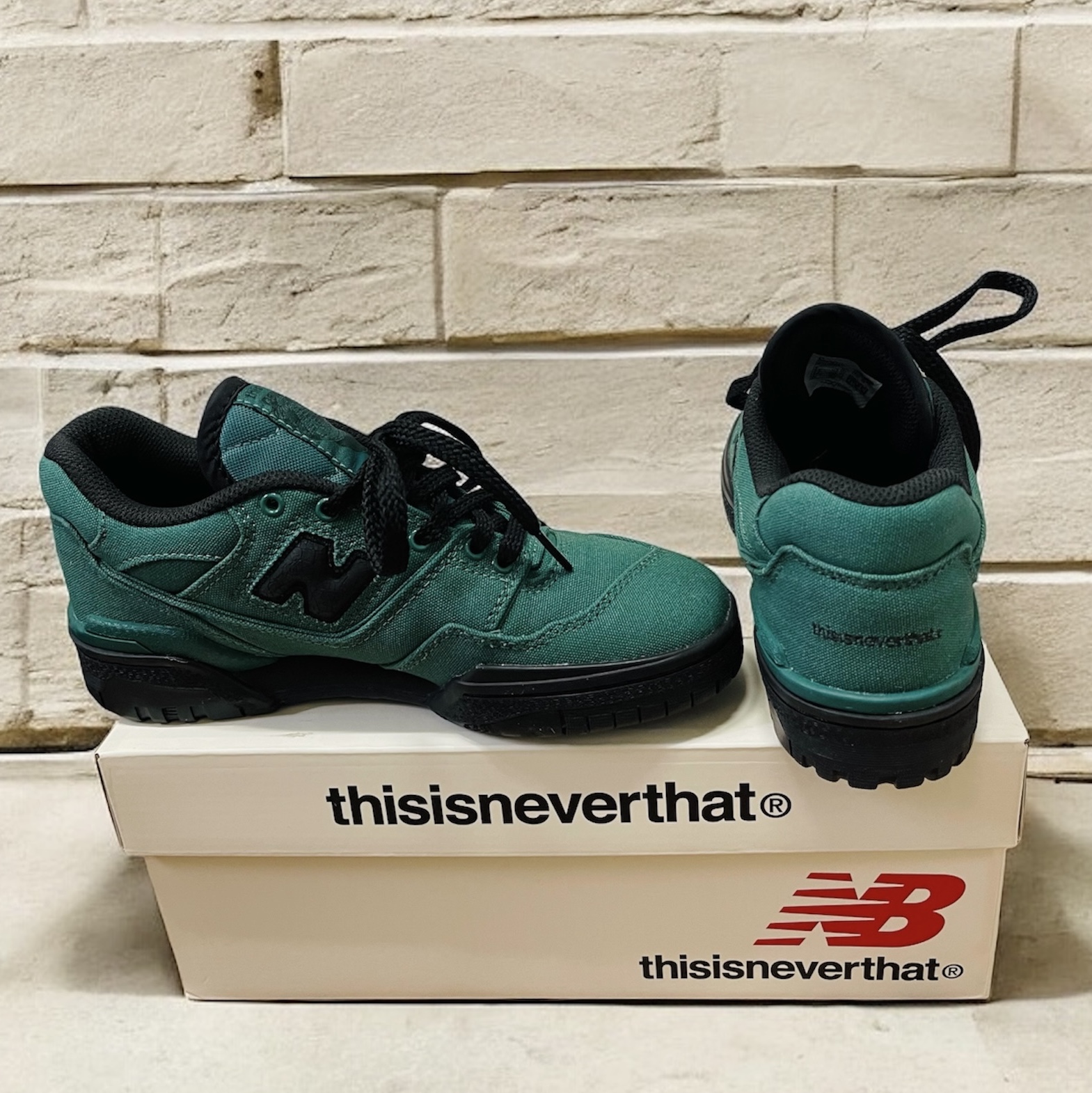 Vans Vault x WTAPS OG Sk8-Hi LX Orange, Converse x Thisisneverthat One Star Pro Trekking Green 착용 스타일 - 3