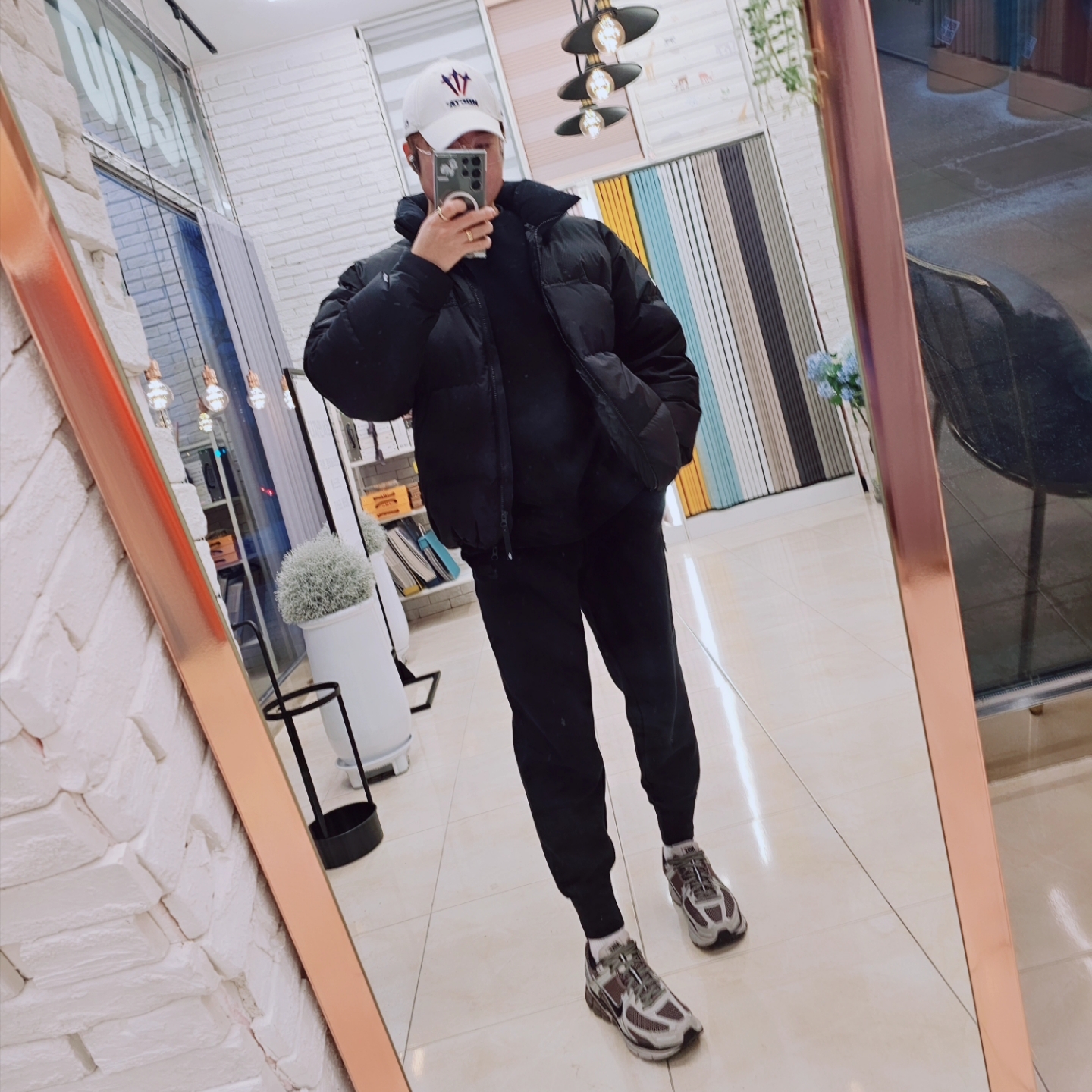 The North Face Remaster Down Jacket Black - 25FW, Nike x Drake Nocta NRG LU L91 Cap White 착용 스타일 - 2