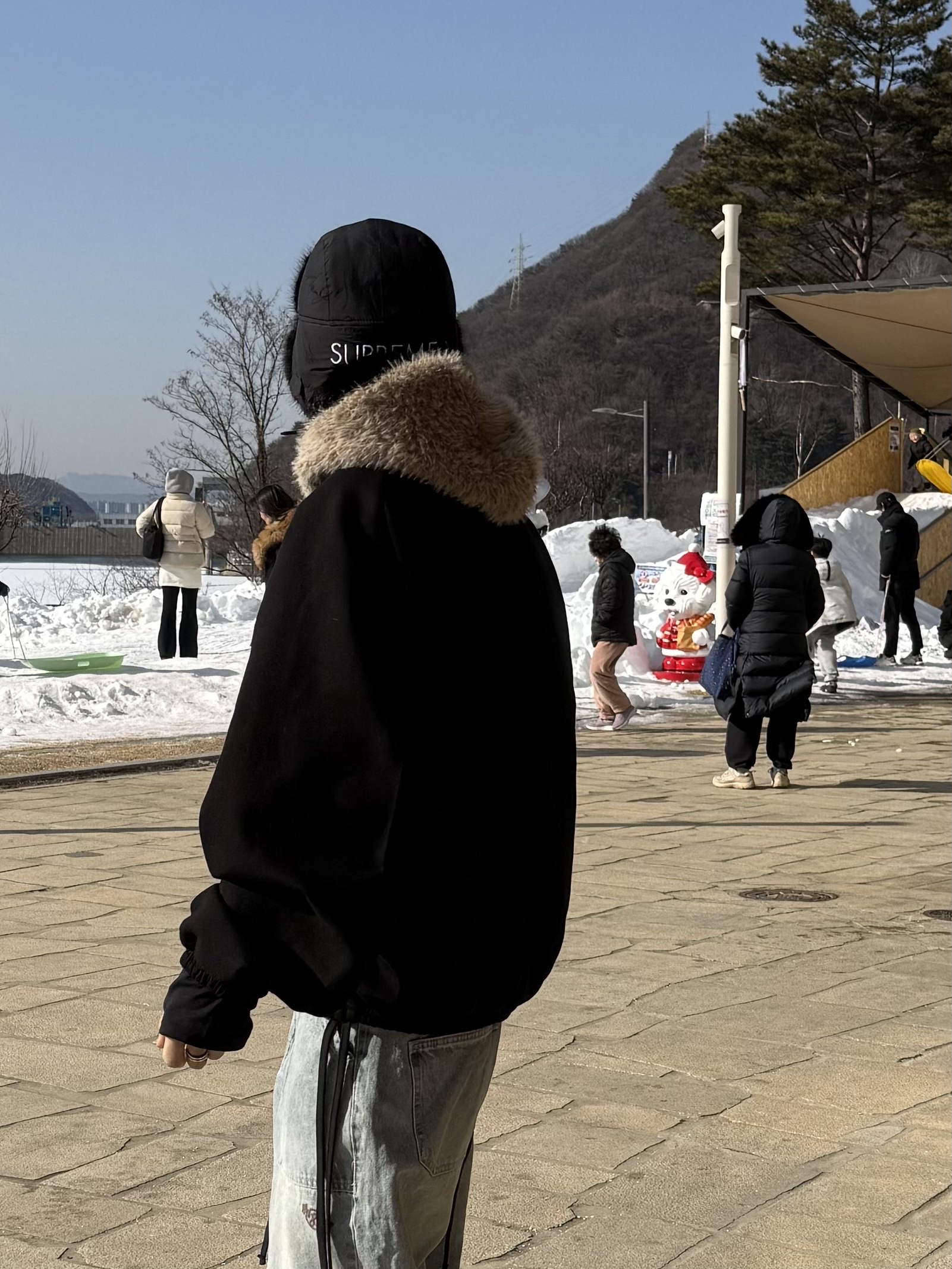 Supreme Script Logos Trooper Black - 20FW 착용 스타일 - 6