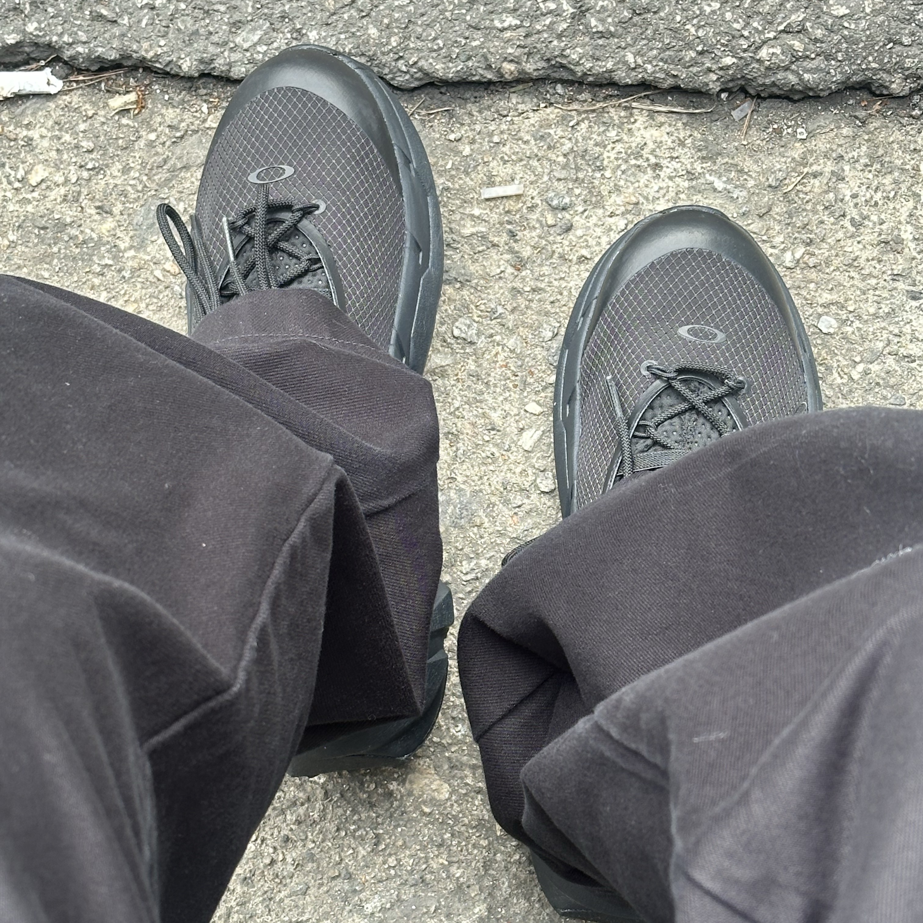 Salomon XT-6 GTX Black Silver 착용 스타일 - 8