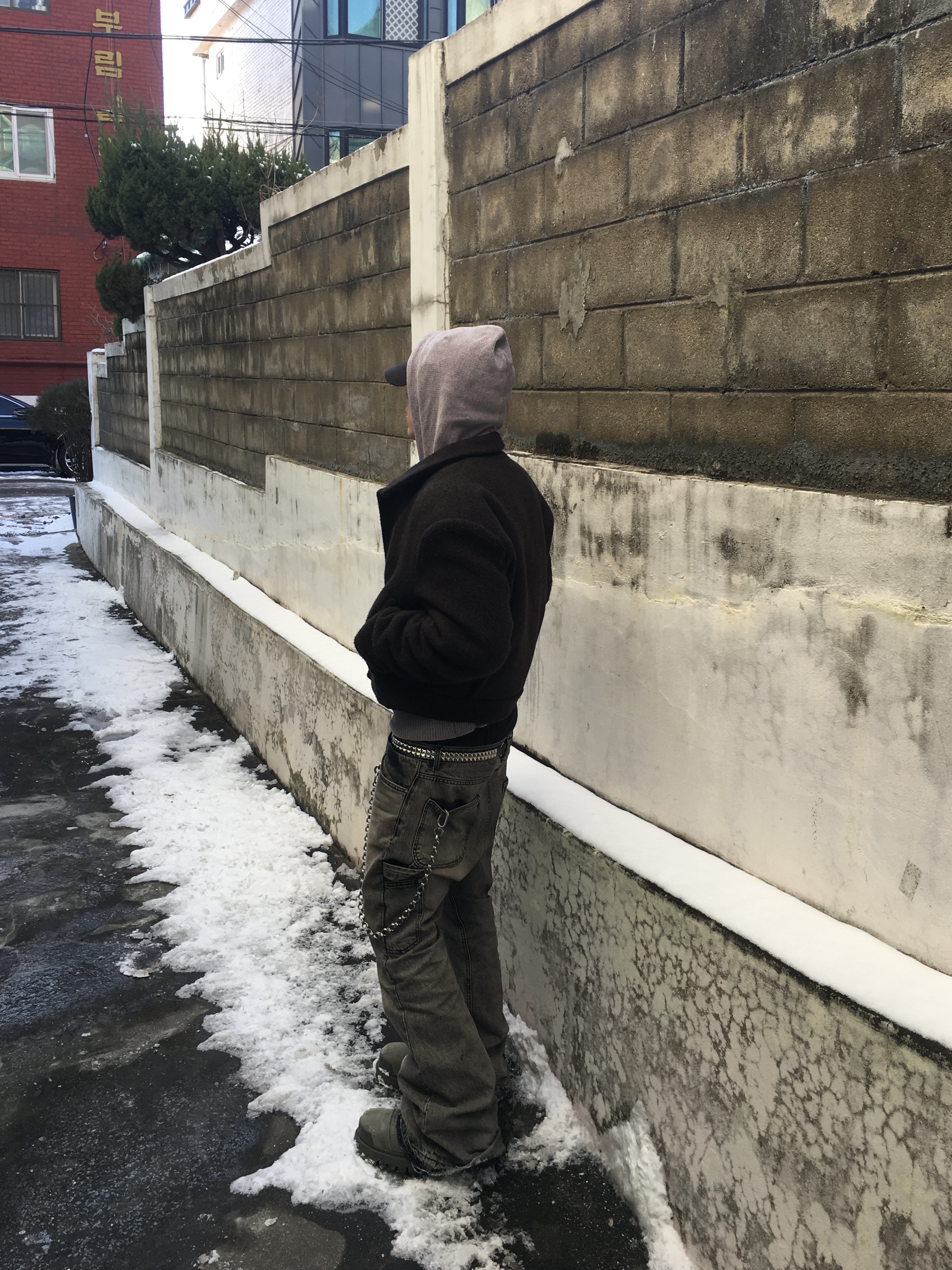 DIRT NAP Studrider Belt, Undermycar Floral Safety Pin Assassin Velvet Yarn Knit Zipped Hoodie Melange Gray - 25SS 착용 스타일 - 2