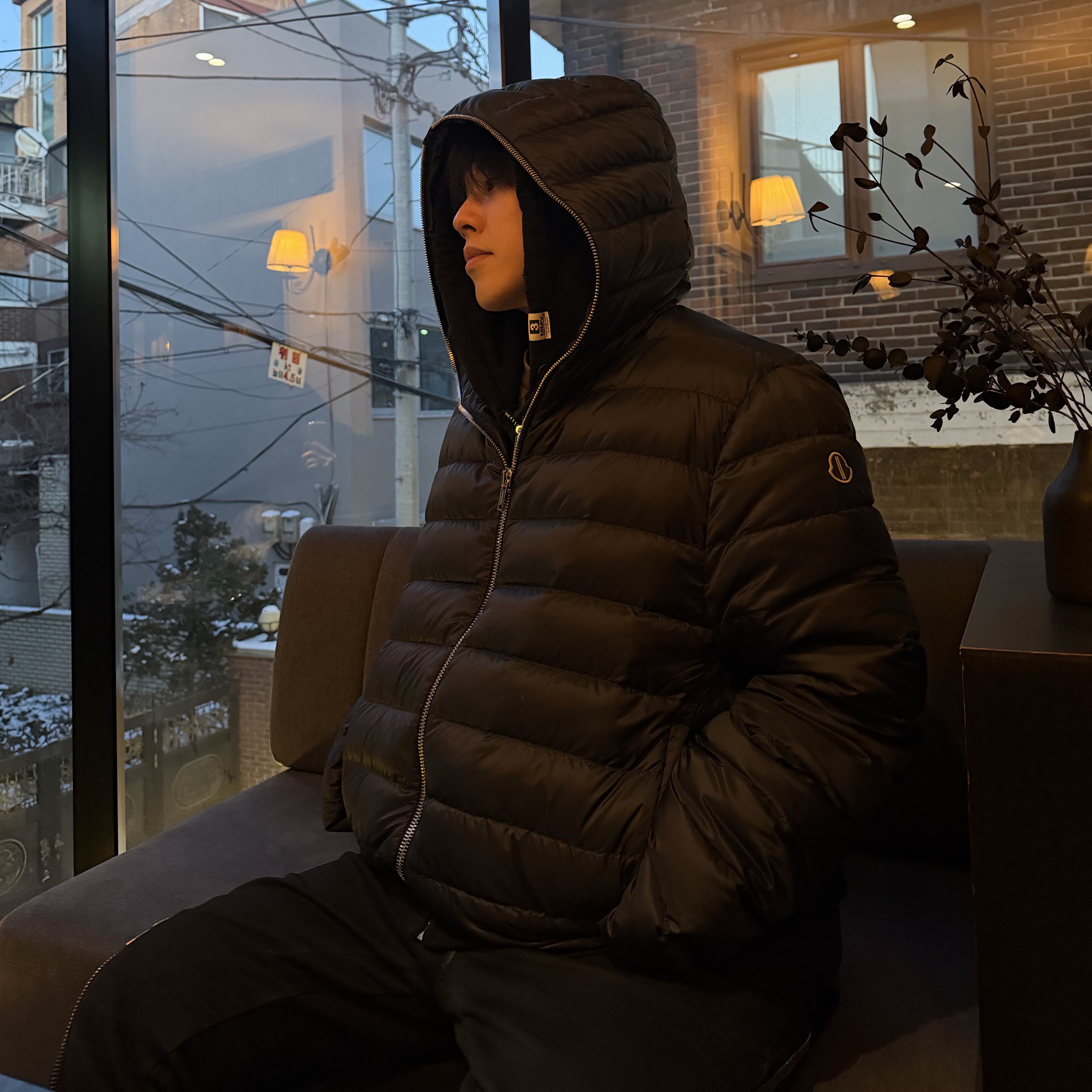Moncler x Rick Owens Ziplock Hooded Short Down Jacket Black - 26SS 착용 스타일 - 3