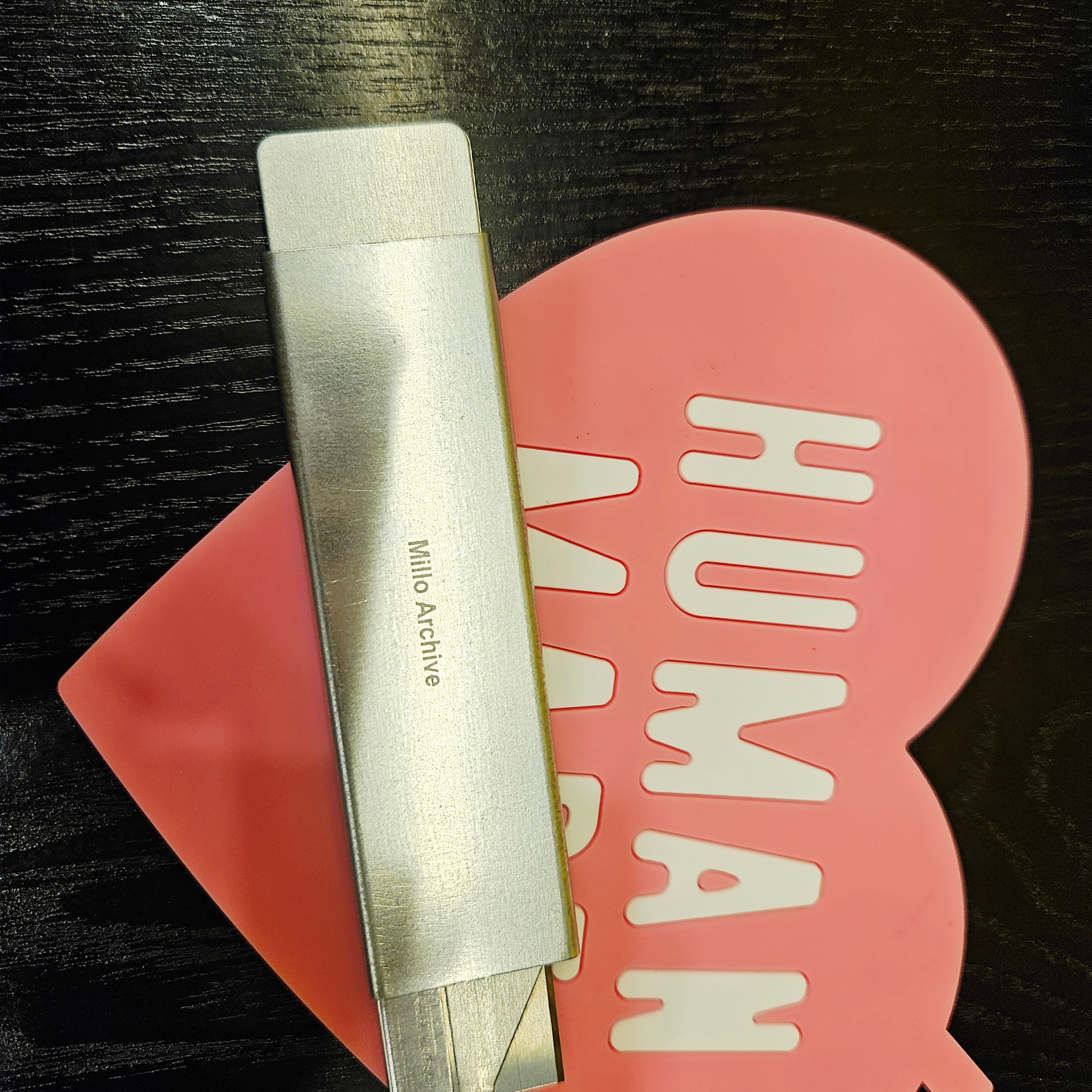 Millo Archive Campaign Logo Box Cutter Silver 착용 스타일 - 3