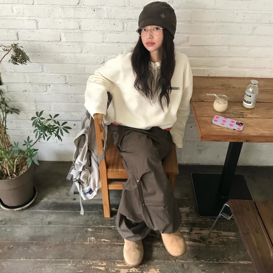 SPORT CHAMBER Grid Fleece Ivory 착용 스타일 - 1