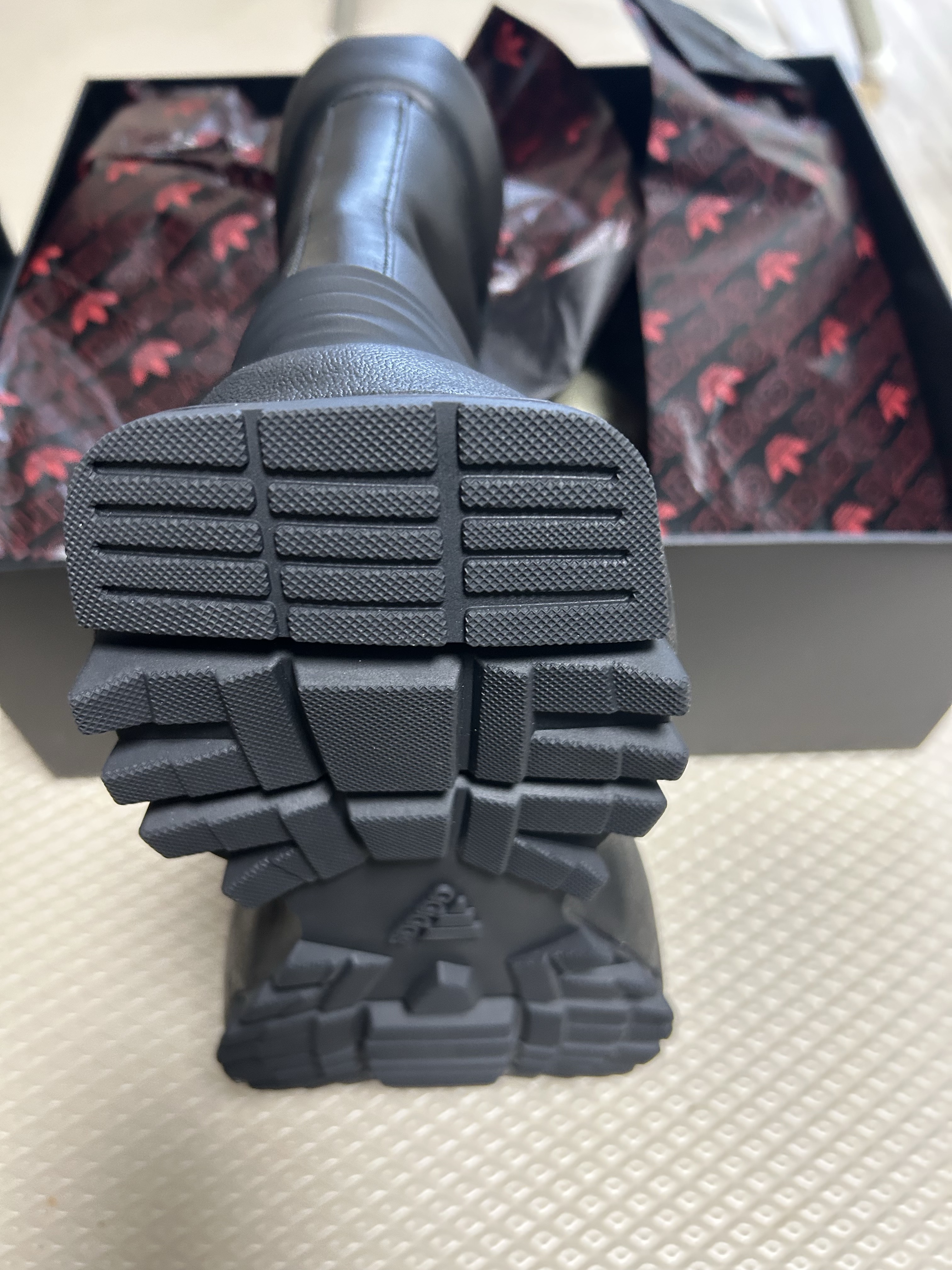 Adidas x Willy Chavarria Chavarria Forum Boots Mid Core Black Core Black 착용 스타일
