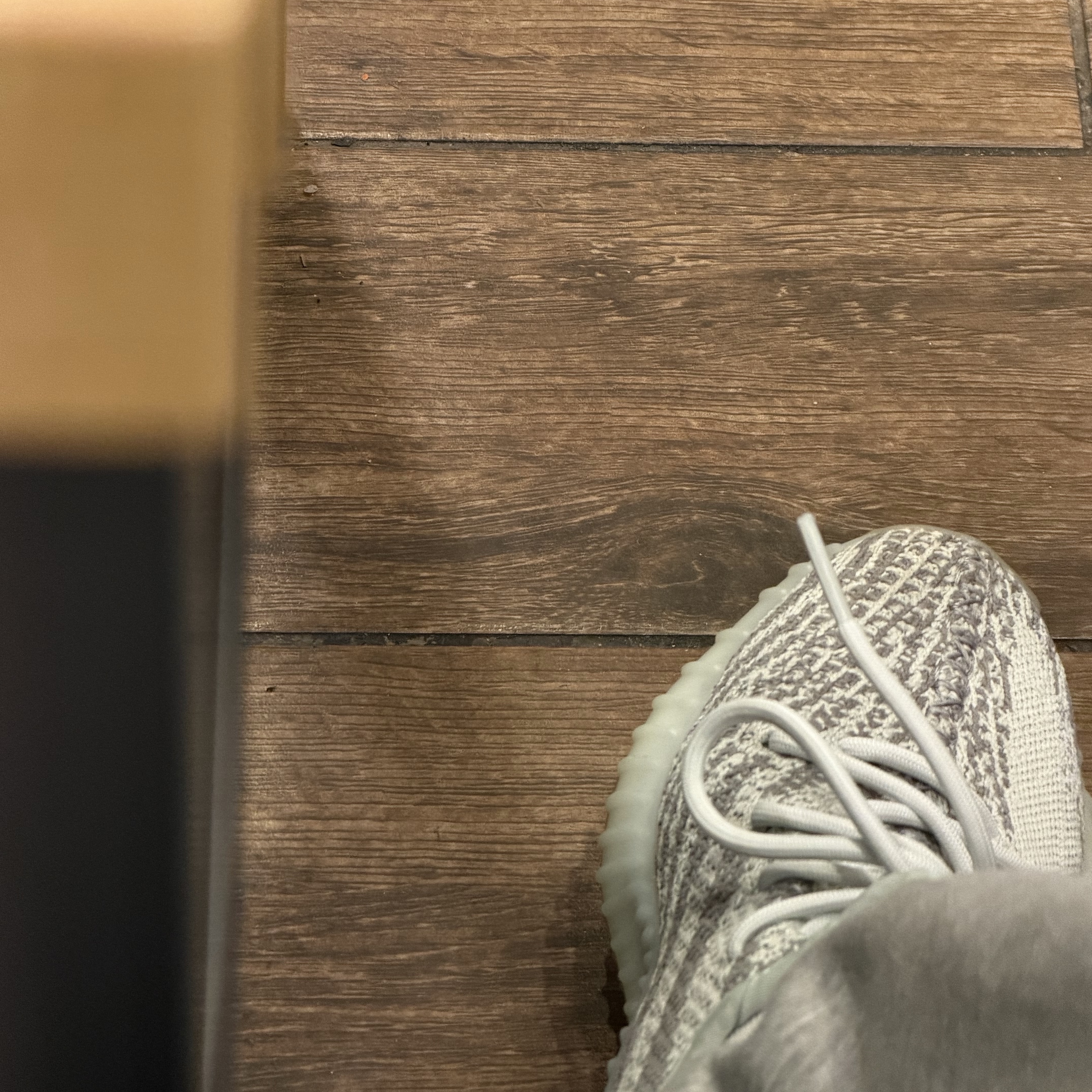 Adidas Yeezy Boost 350 V2 Blue Tint 2017 착용 스타일