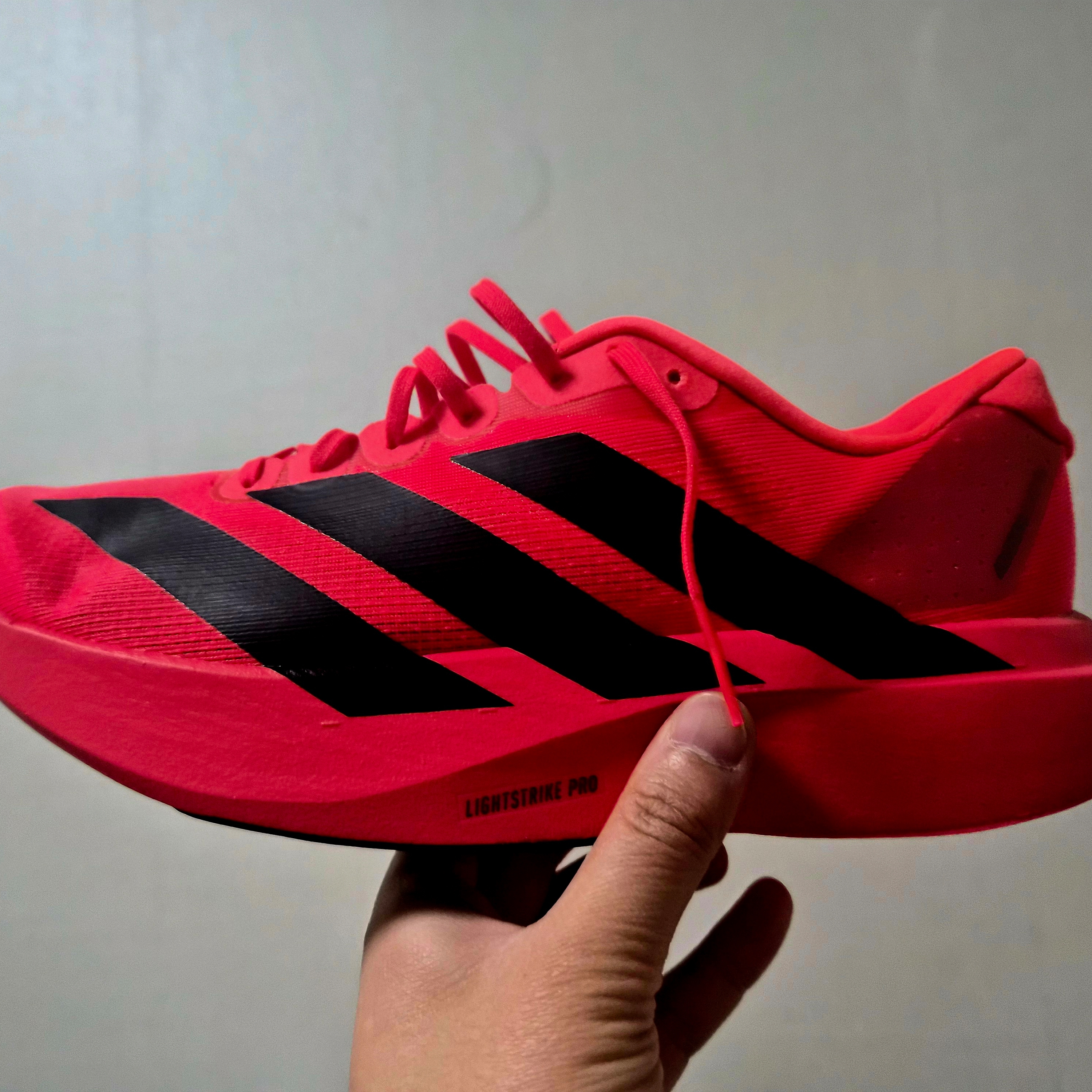 Adidas Adizero Evo SL Lucid Red Core Black 착용 스타일