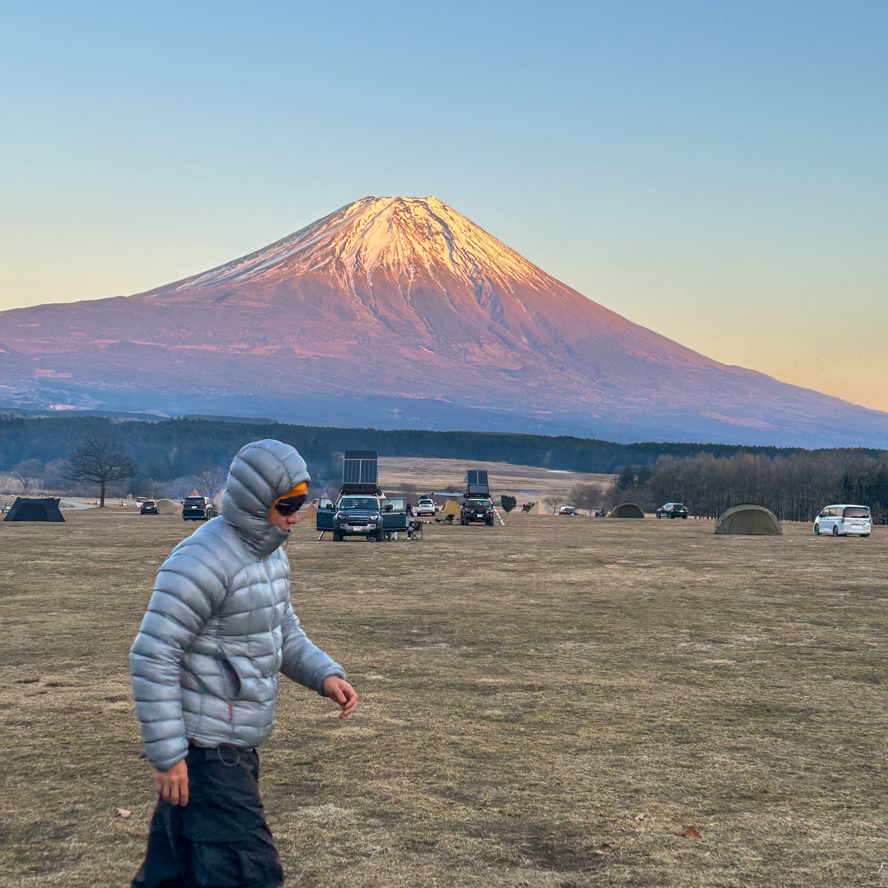 Rab Mythic G Down Jacket Cloud, Oakley Eye Jacket Redux Matte Black Frame Prizm Grey Lenses High Bridge Fit 착용 스타일 - 2