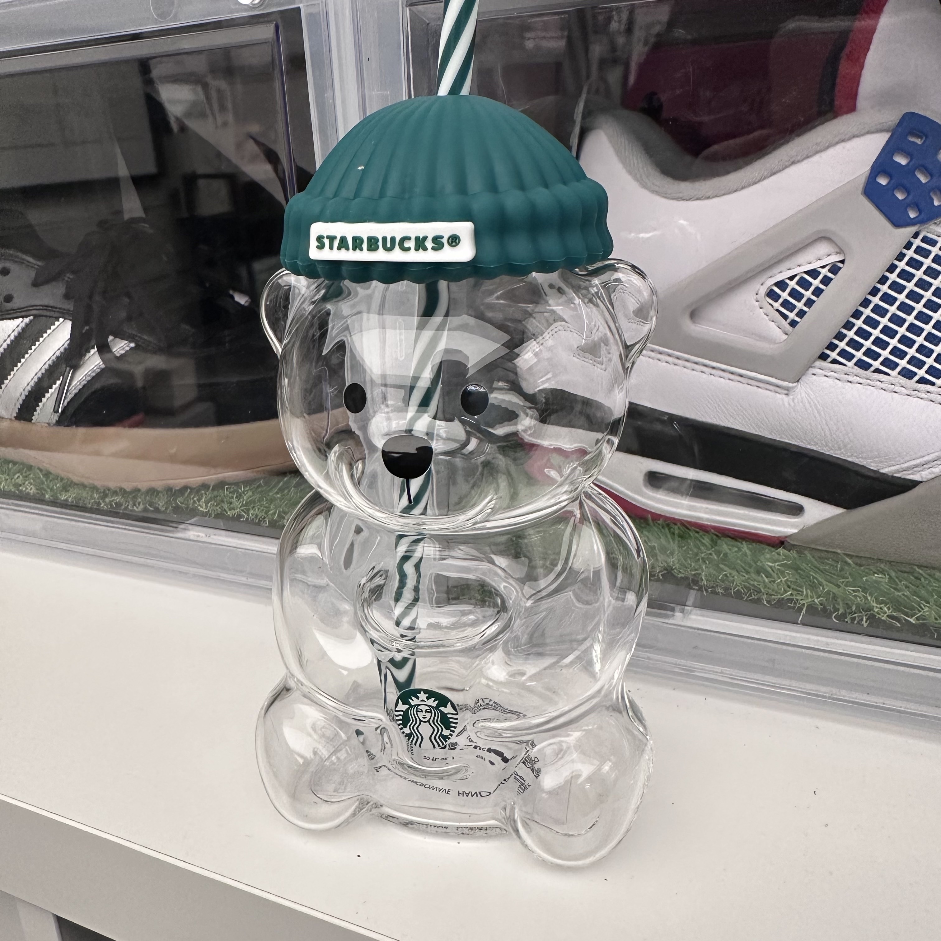 Starbucks Autumn Bearista Glass Cold Cup 591ml 착용 스타일