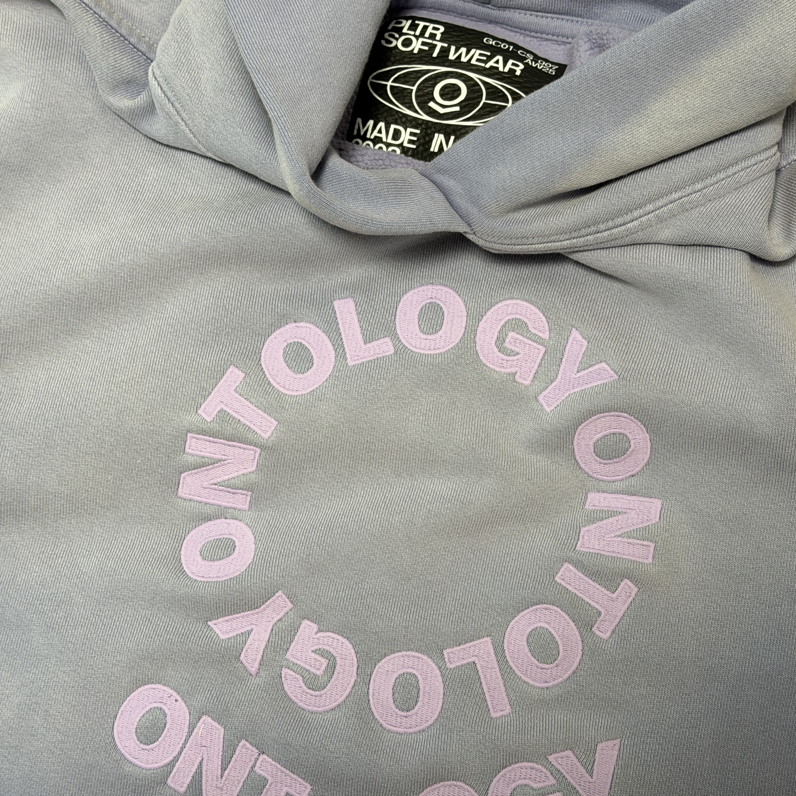Palantir Ontology Shyam Hoodie Lavender, Palantir Ontology Hoodie Black Ver. 1 착용 스타일 - 2