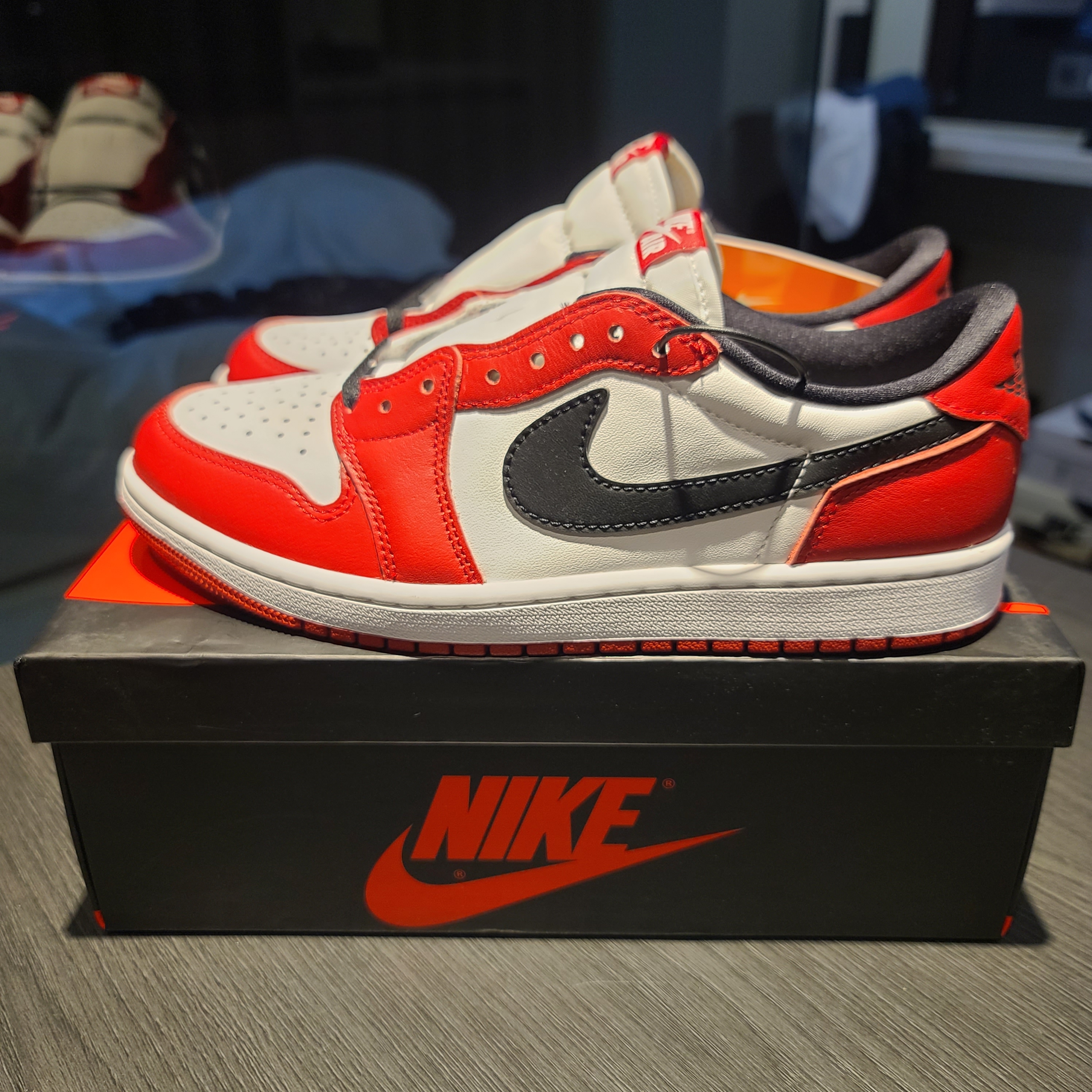 Jordan 1 Retro Low OG Chicago 착용 스타일 - 1